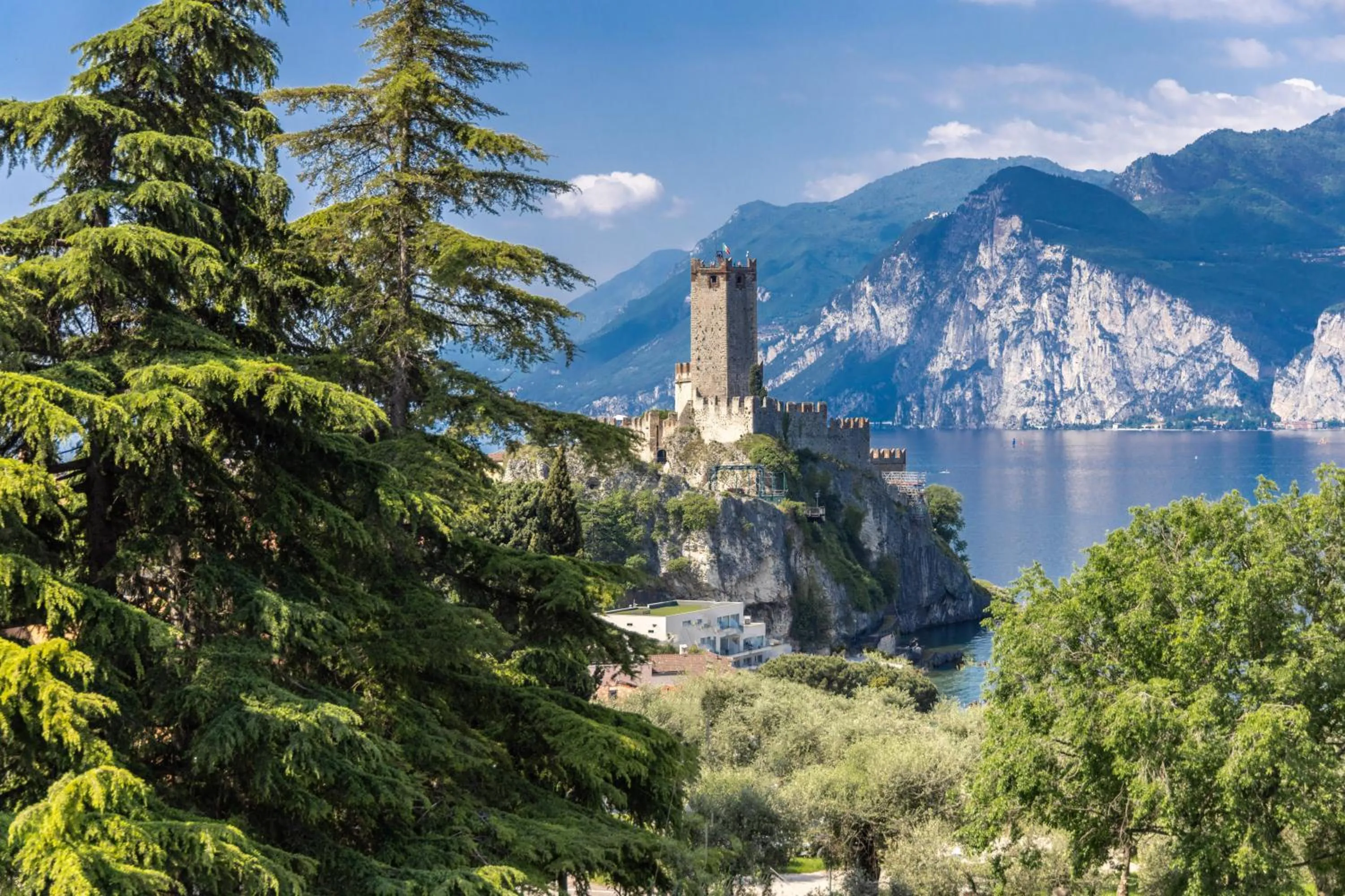 Lake view in Hotel Meridiana