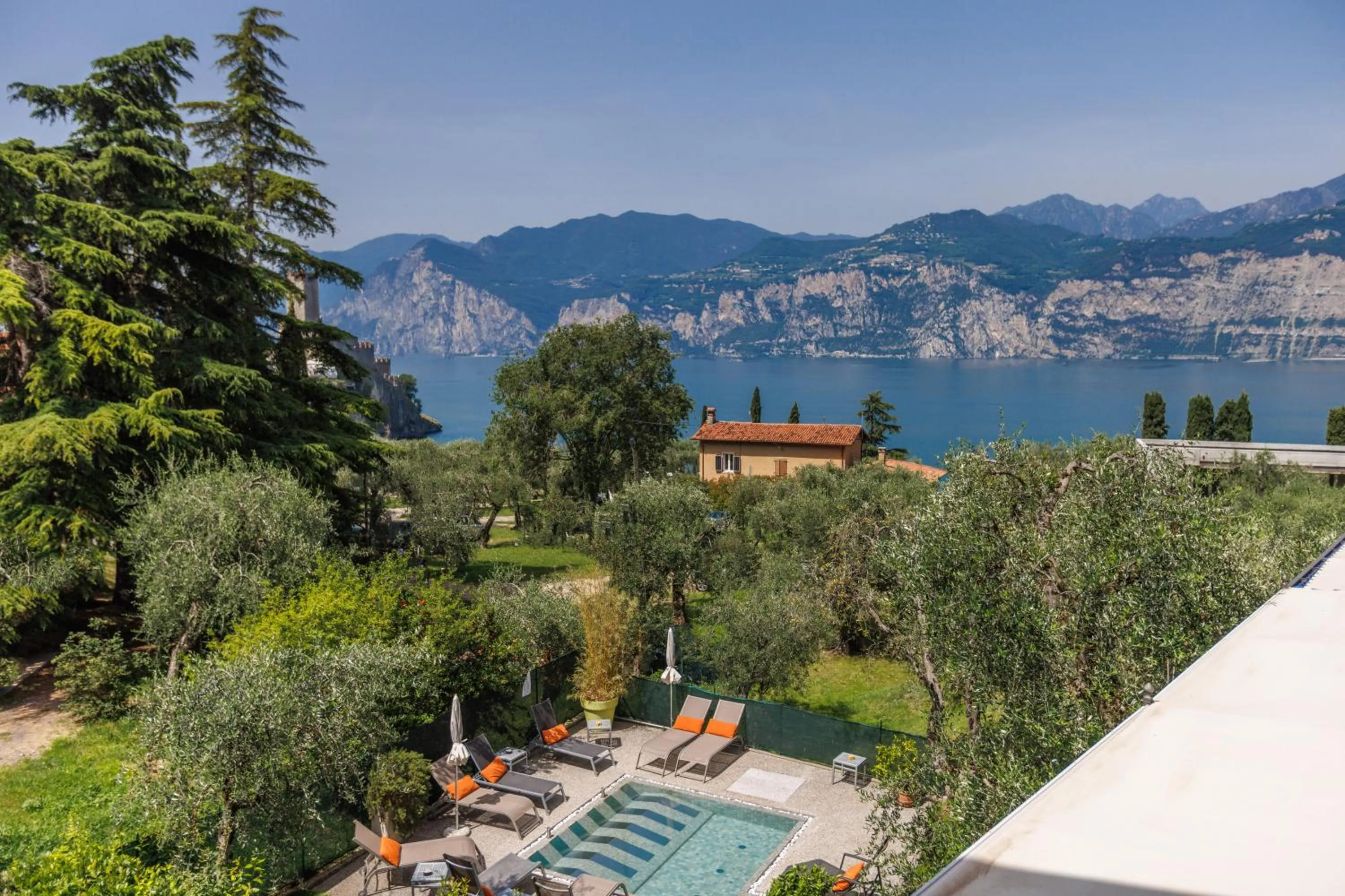 Lake view in Hotel Meridiana