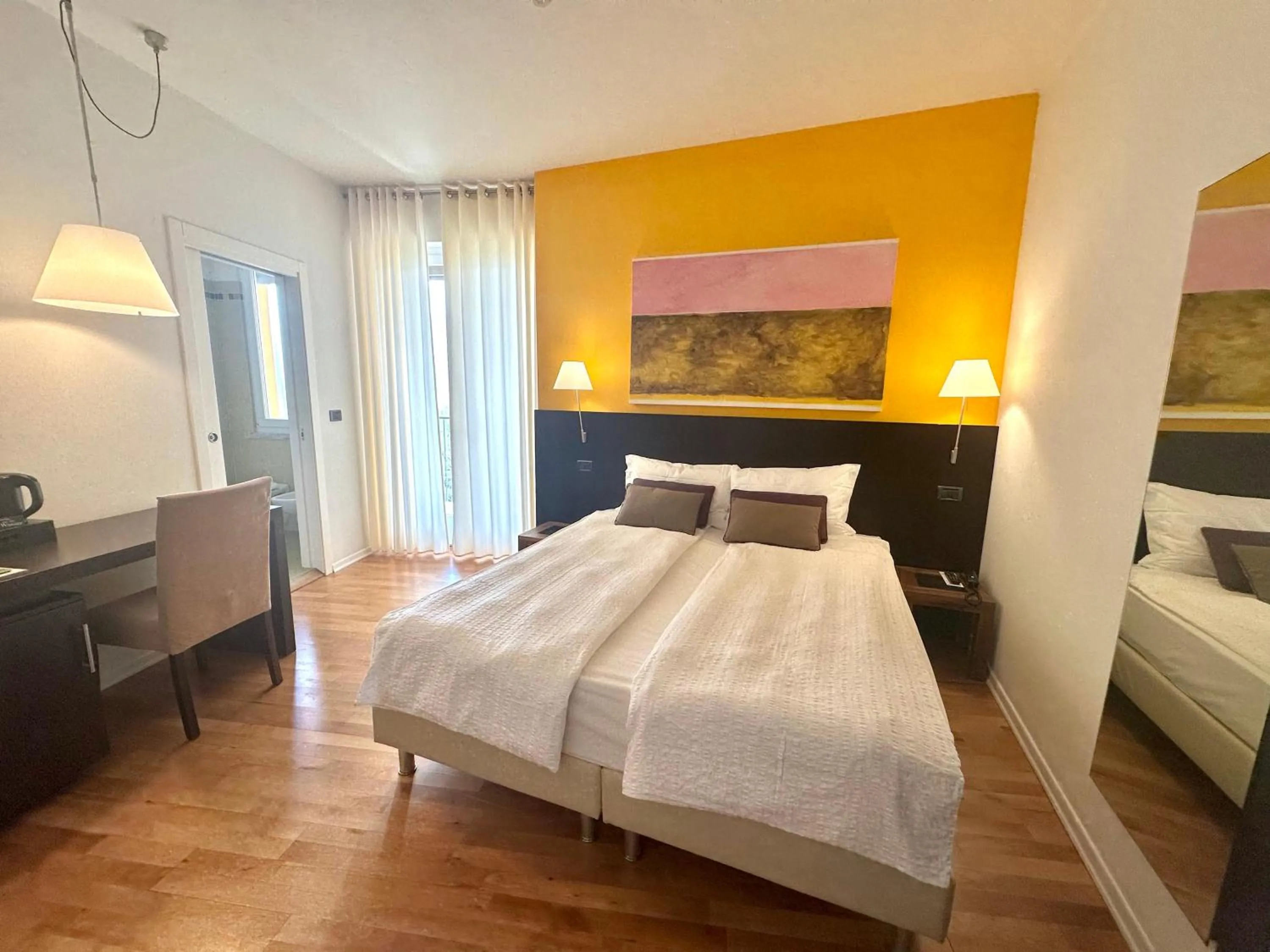 Photo of the whole room, Bed in Hotel Meridiana