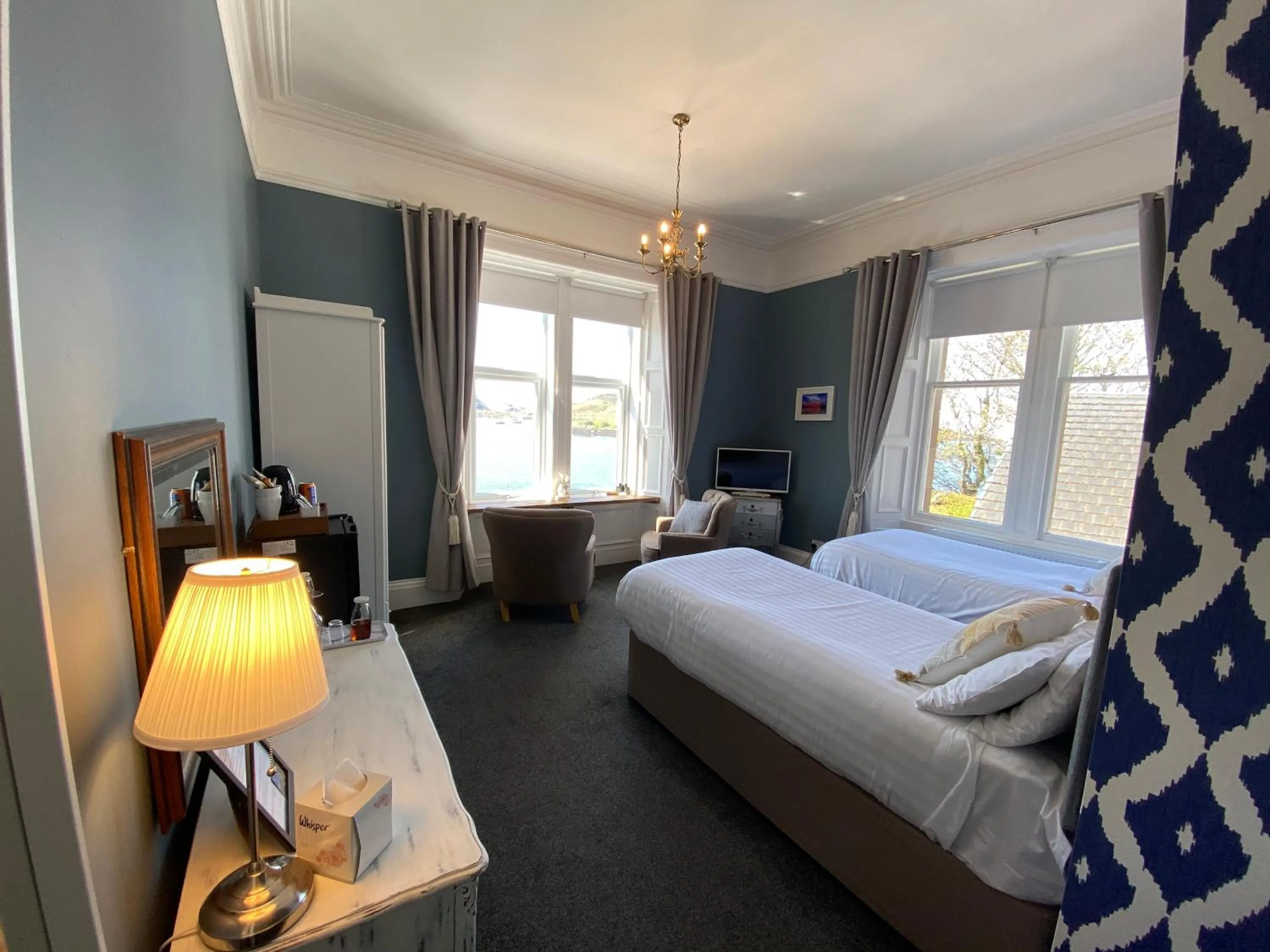 Photo of the whole room, Bed in Barriemore Oban