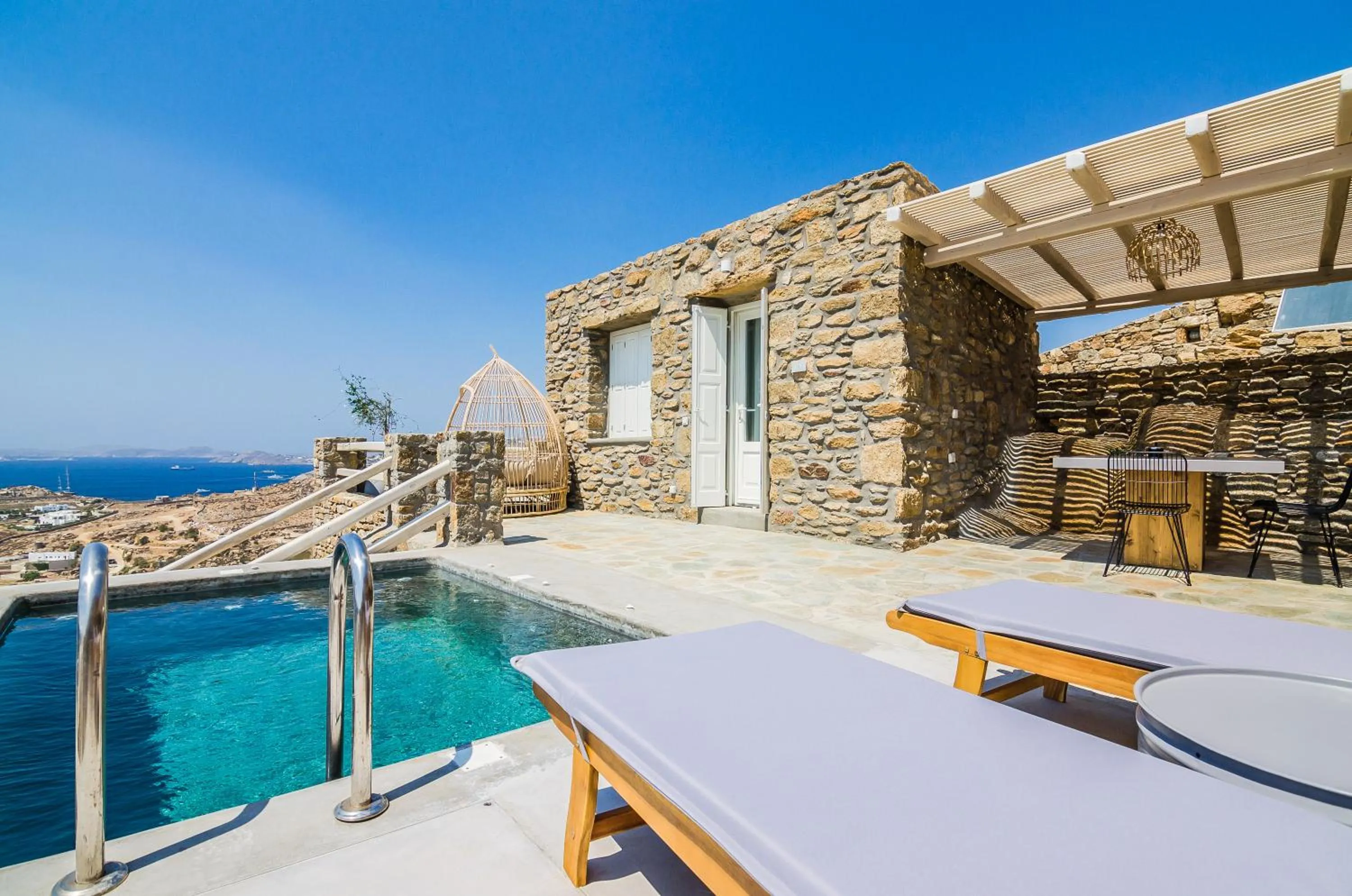 Eden View Suites & Villas