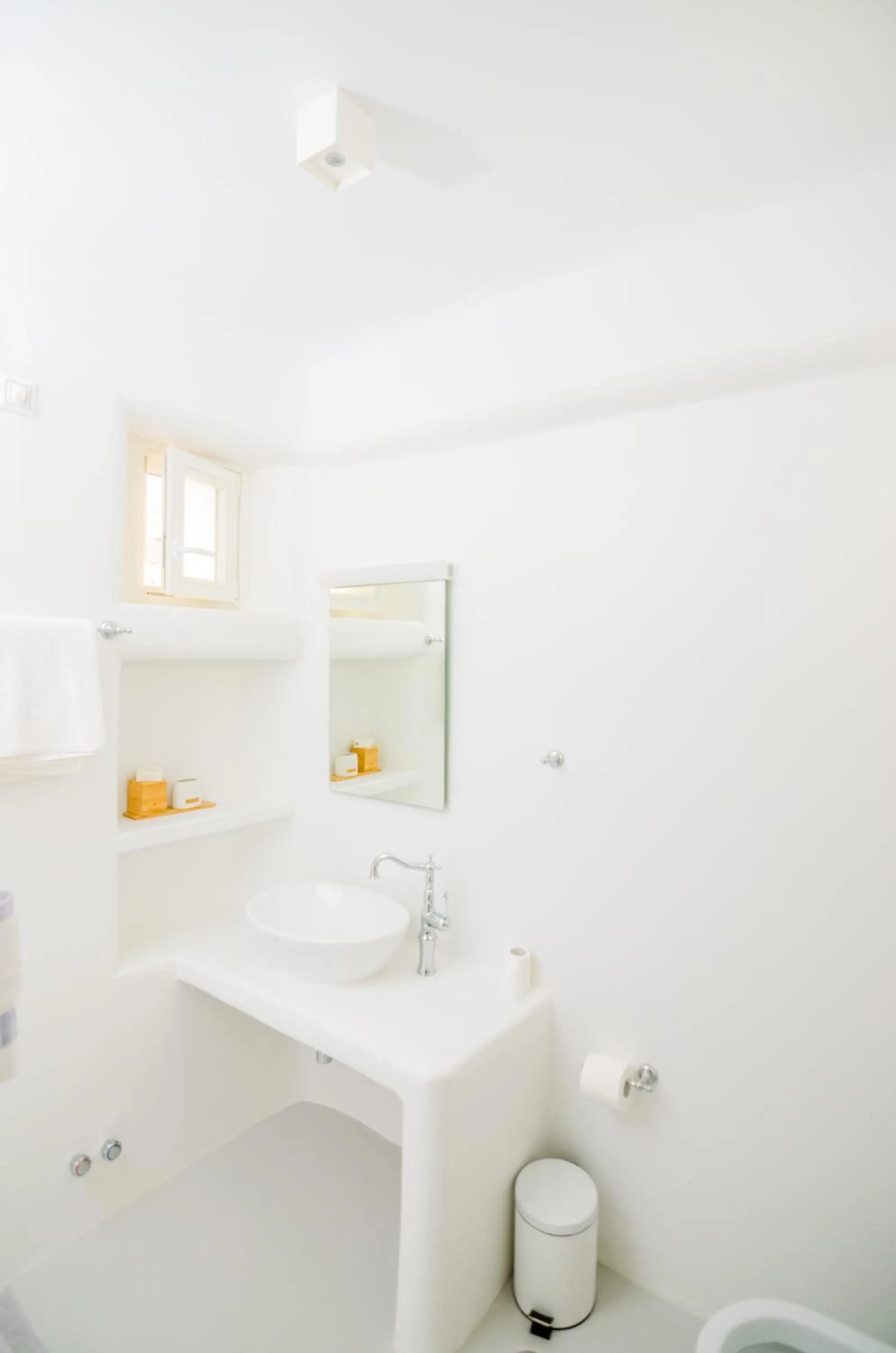 Bathroom in Eden View Suites & Villas