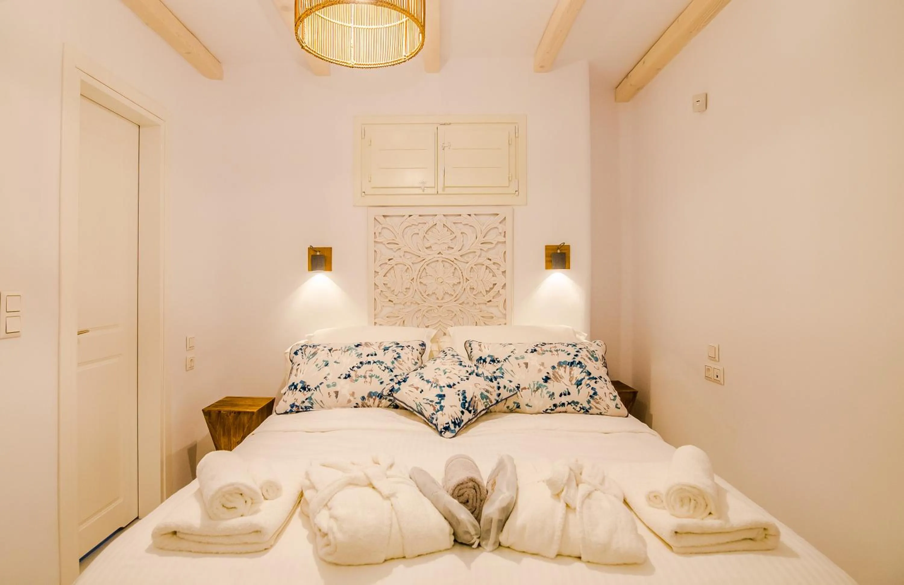 Bedroom, Bed in Eden View Suites & Villas