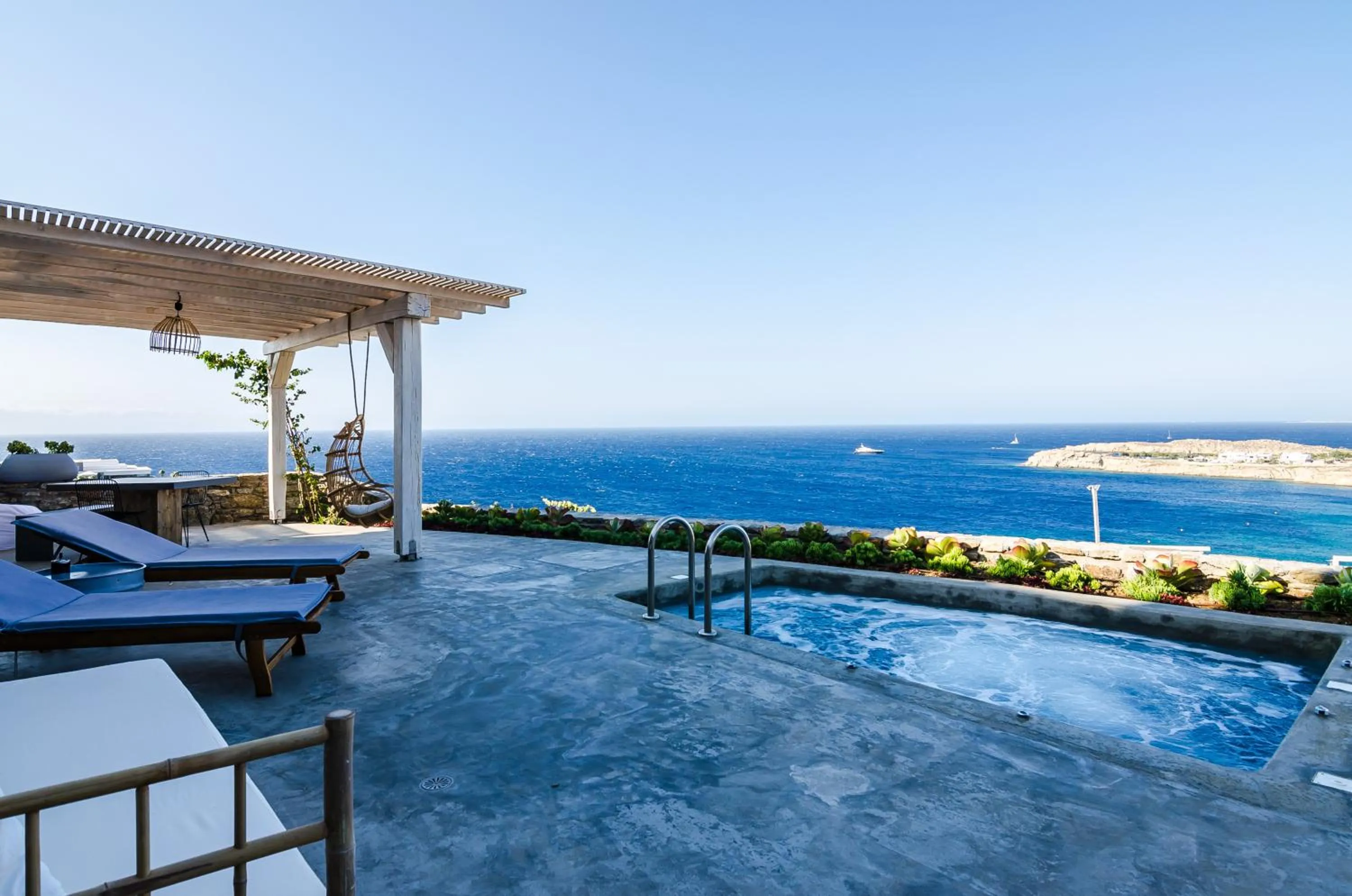 Eden View Suites & Villas