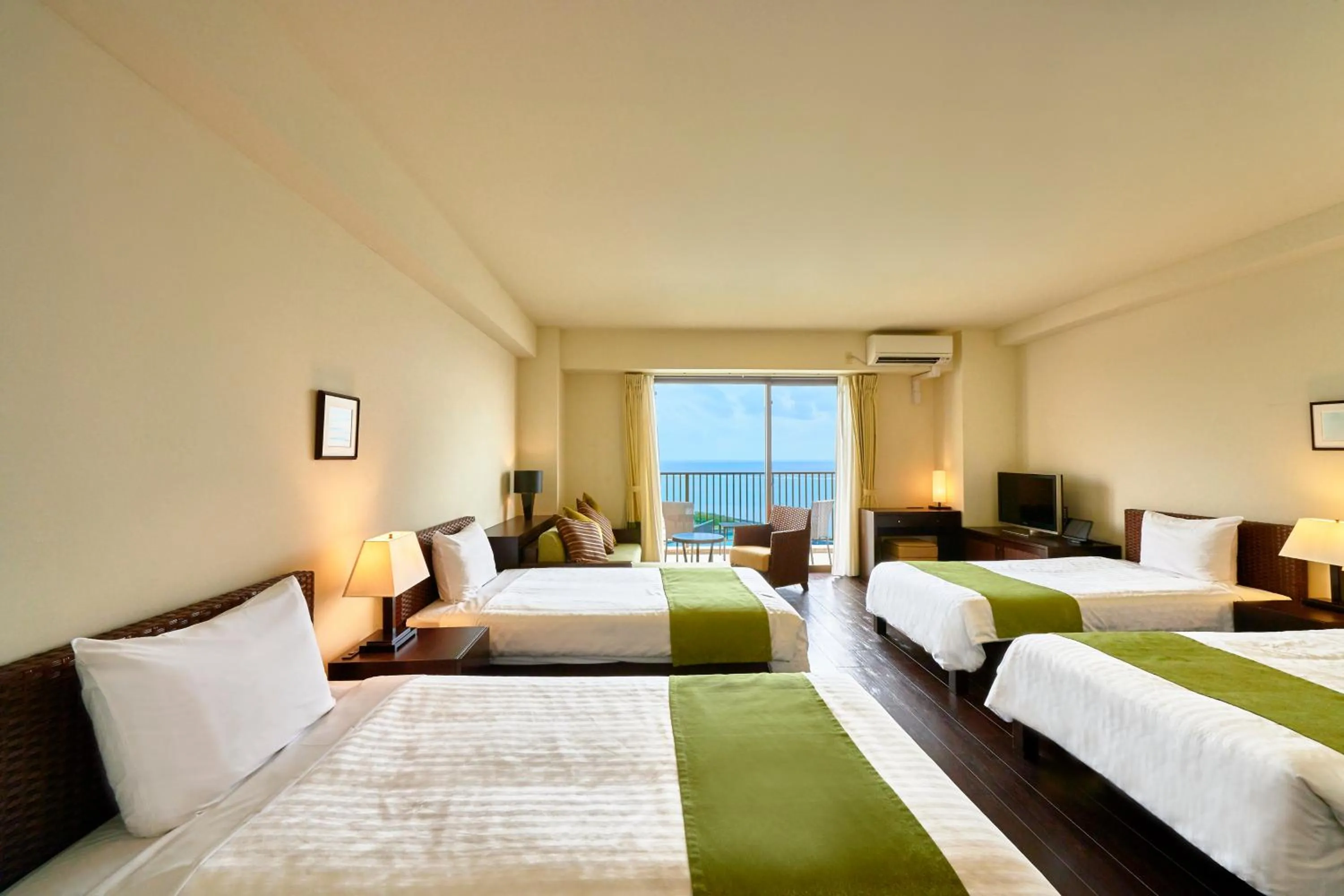 Family Room with Terrace 42㎡- Sea view -Tower Building in Hotel Breezebay Marina