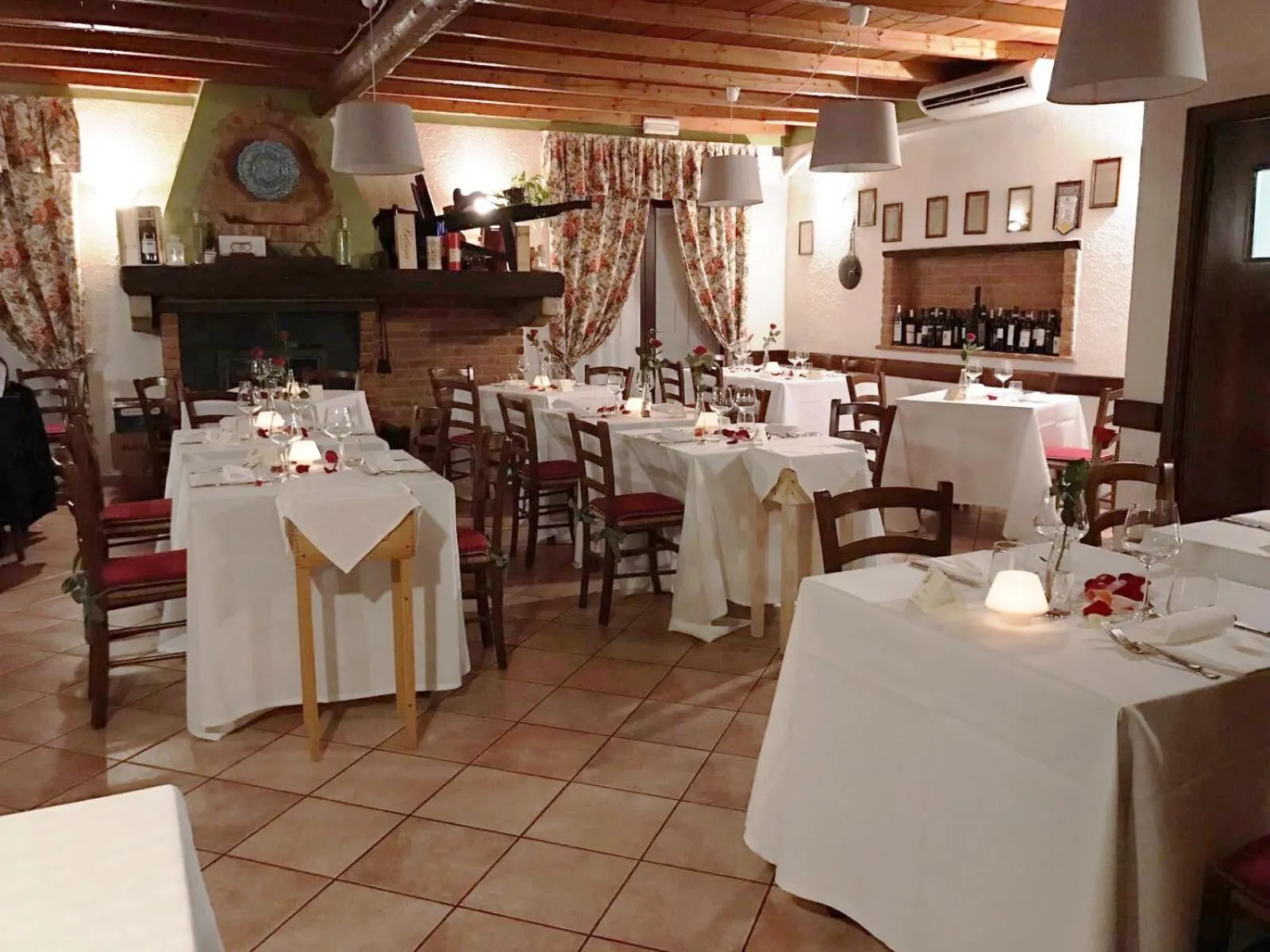 Restaurant/places to eat in Hotel Locanda Da Carla