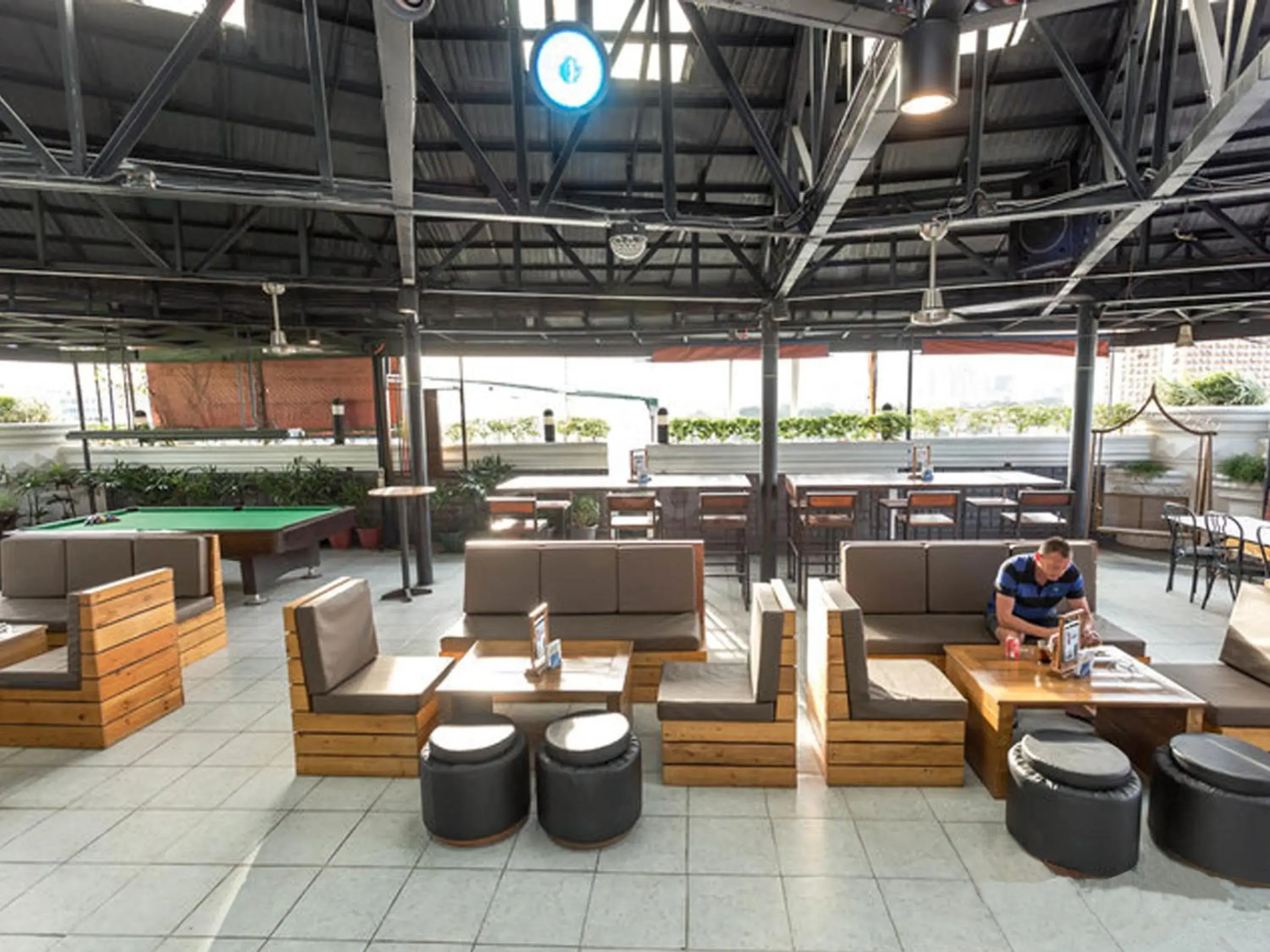 Lounge or bar in Urban Travellers Hotel Lounge or bar in Urban Travellers Hotel