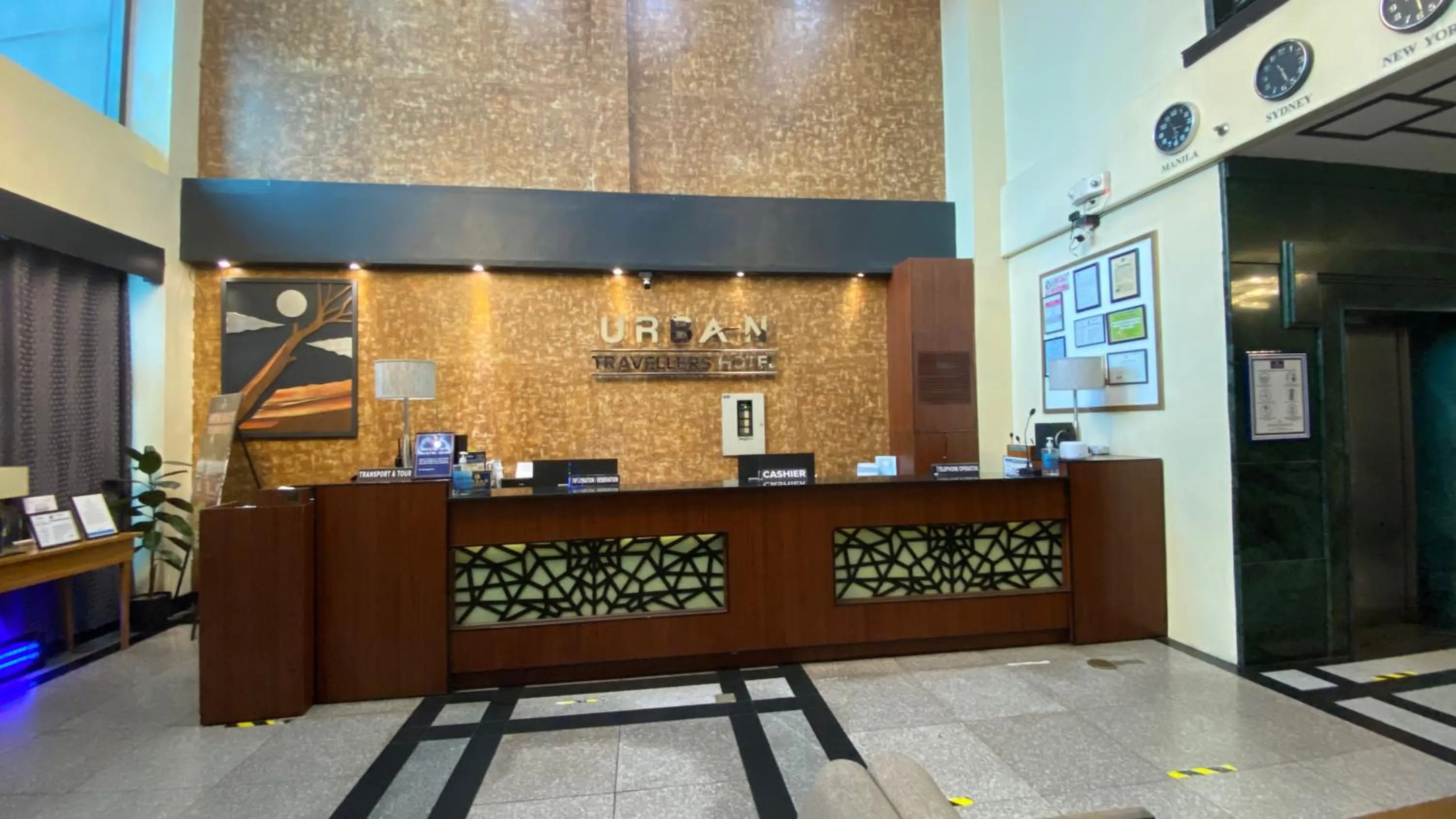 Lobby or reception in Urban Travellers Hotel