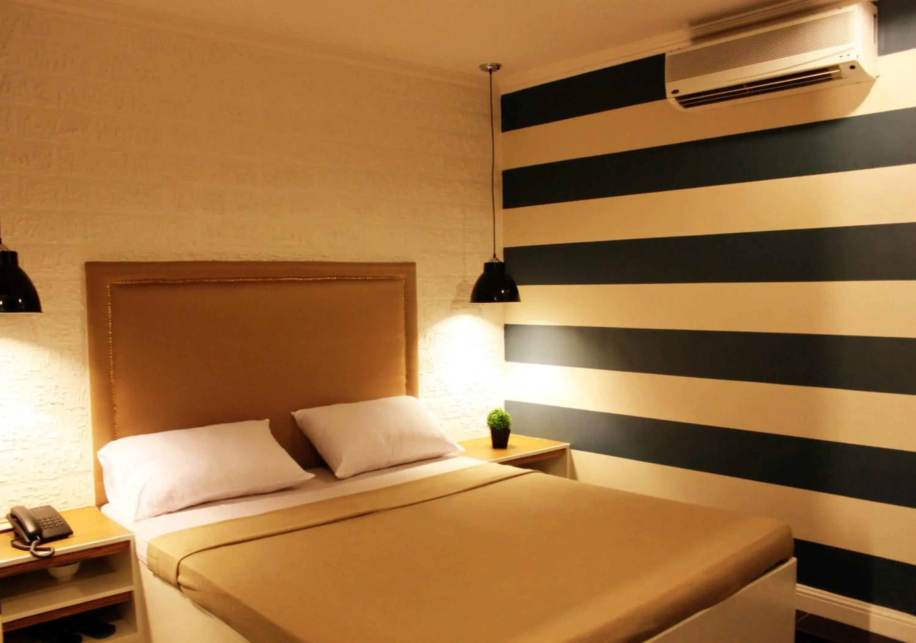 Bedroom, Bed in Urban Travellers Hotel Bedroom, Bed in Urban Travellers Hotel