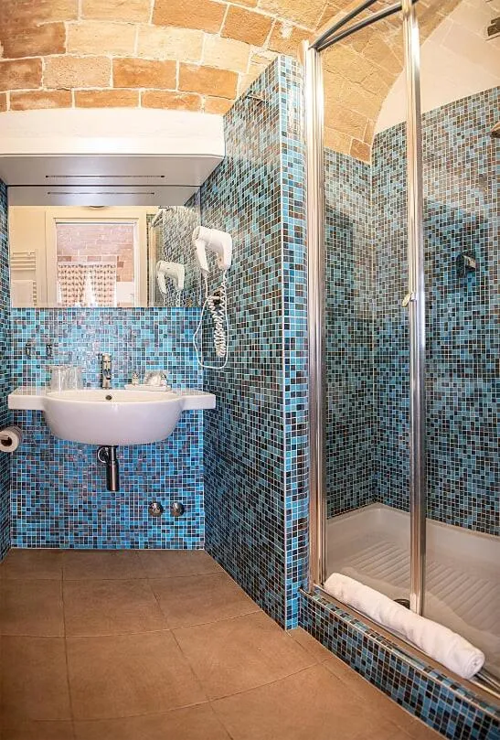 Shower in Antico Borgo Chieti