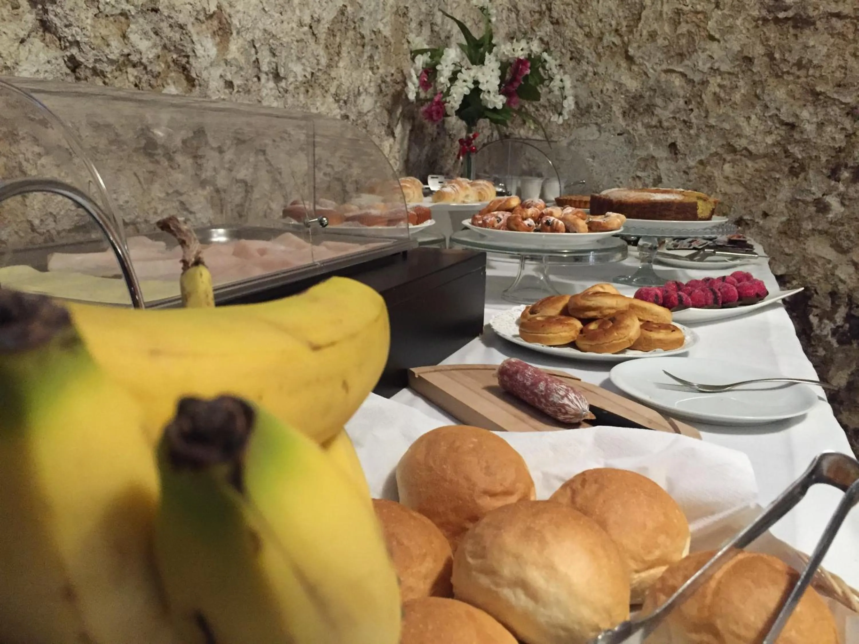 Buffet breakfast in Antico Borgo Chieti