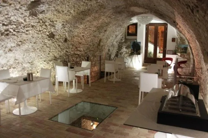 Lounge or bar in Antico Borgo Chieti