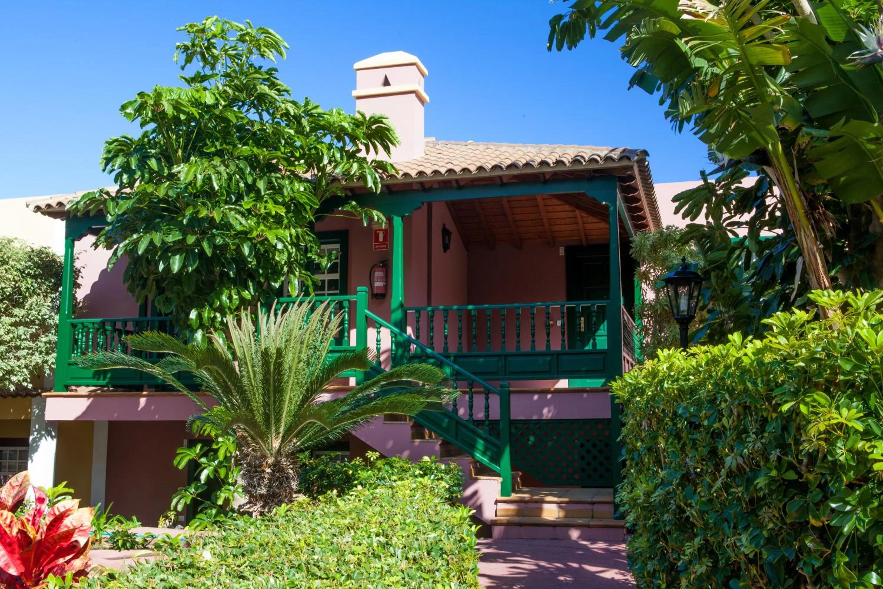 Property building in Apartamentos Oasis San Antonio