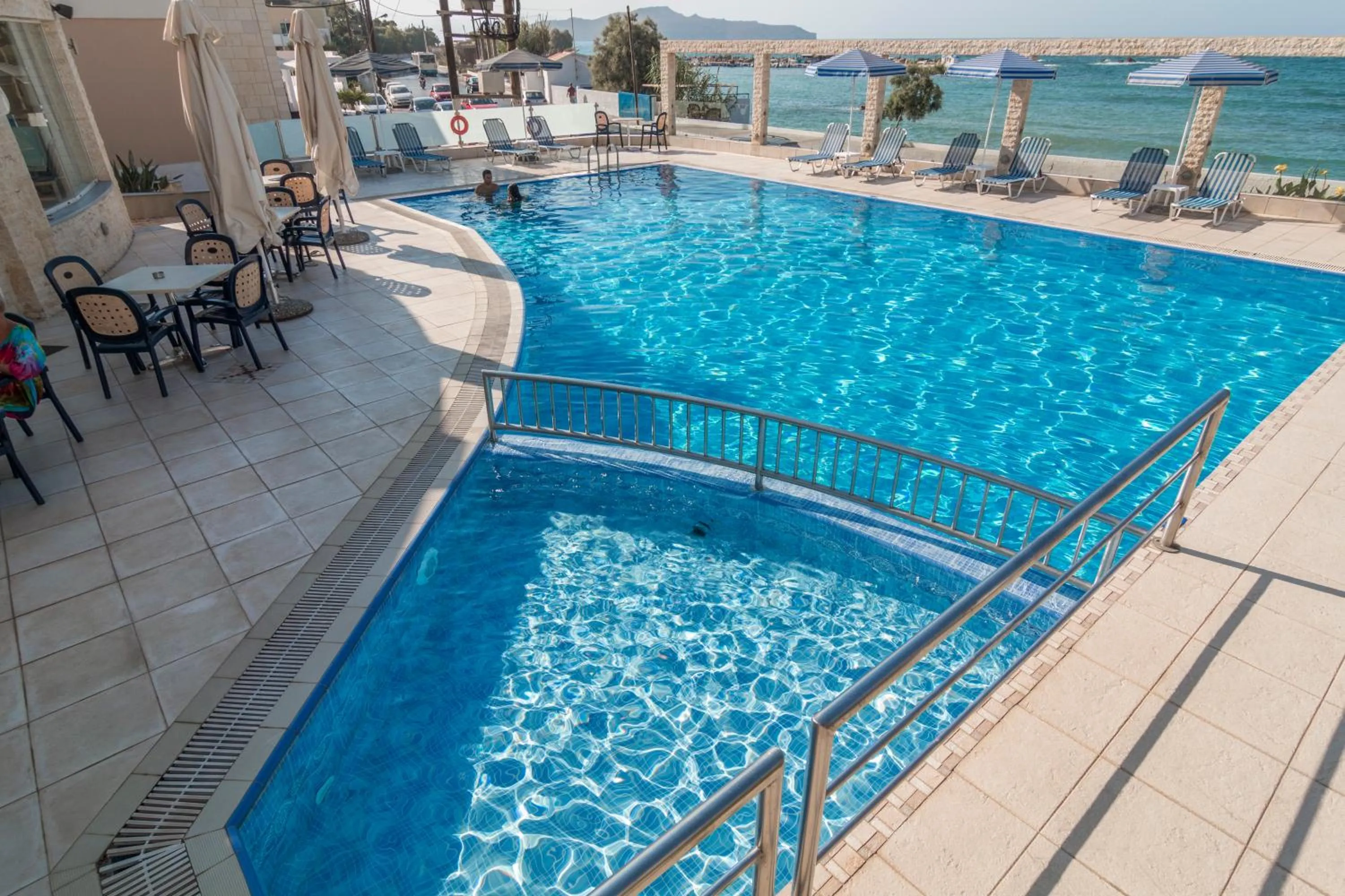 Swimming pool in Porto Alegre Hotel