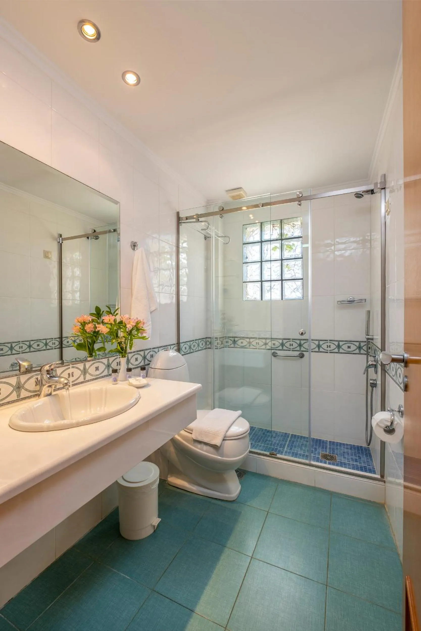 Bathroom in Porto Alegre Hotel