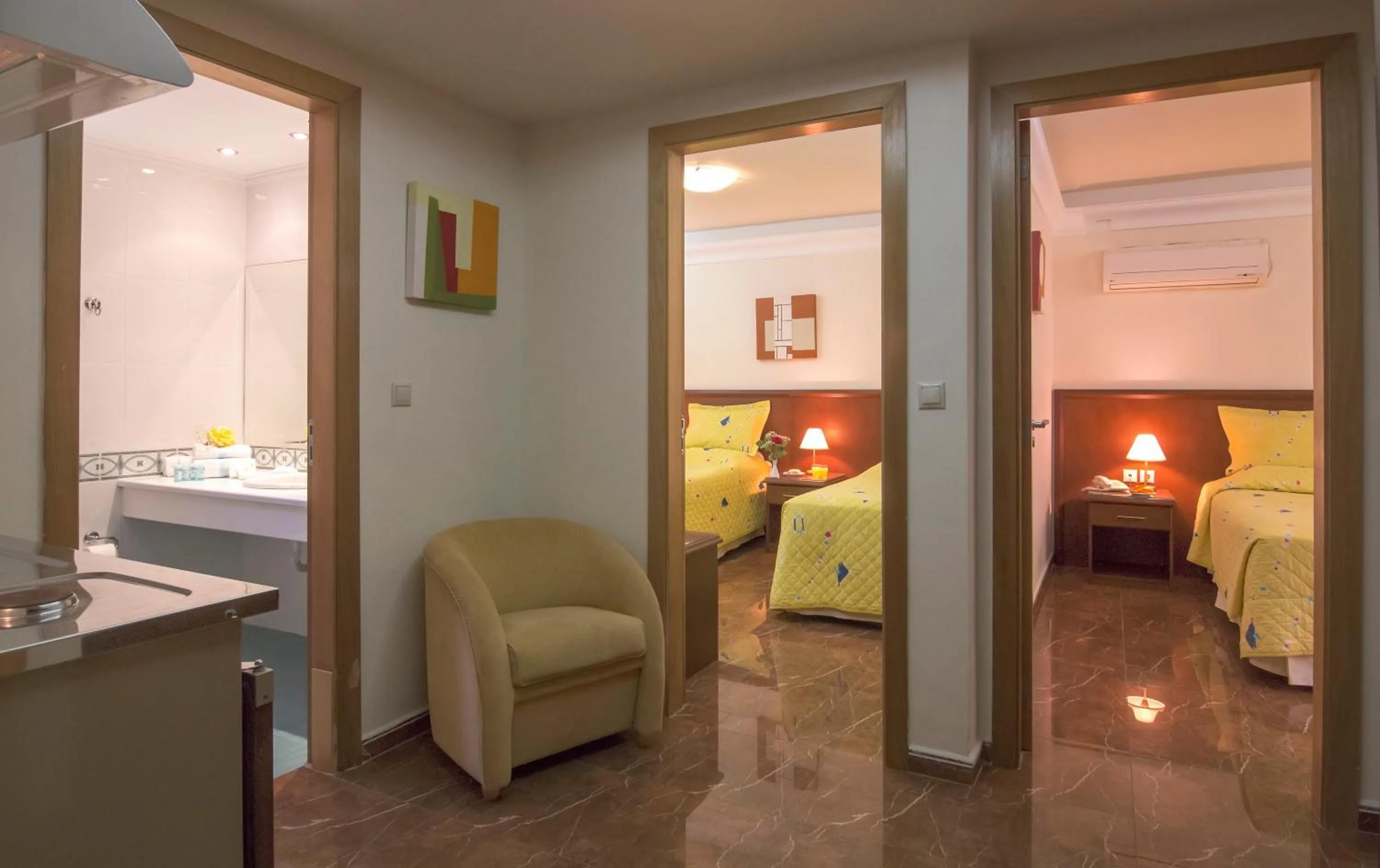 Photo of the whole room, Bed in Porto Alegre Hotel