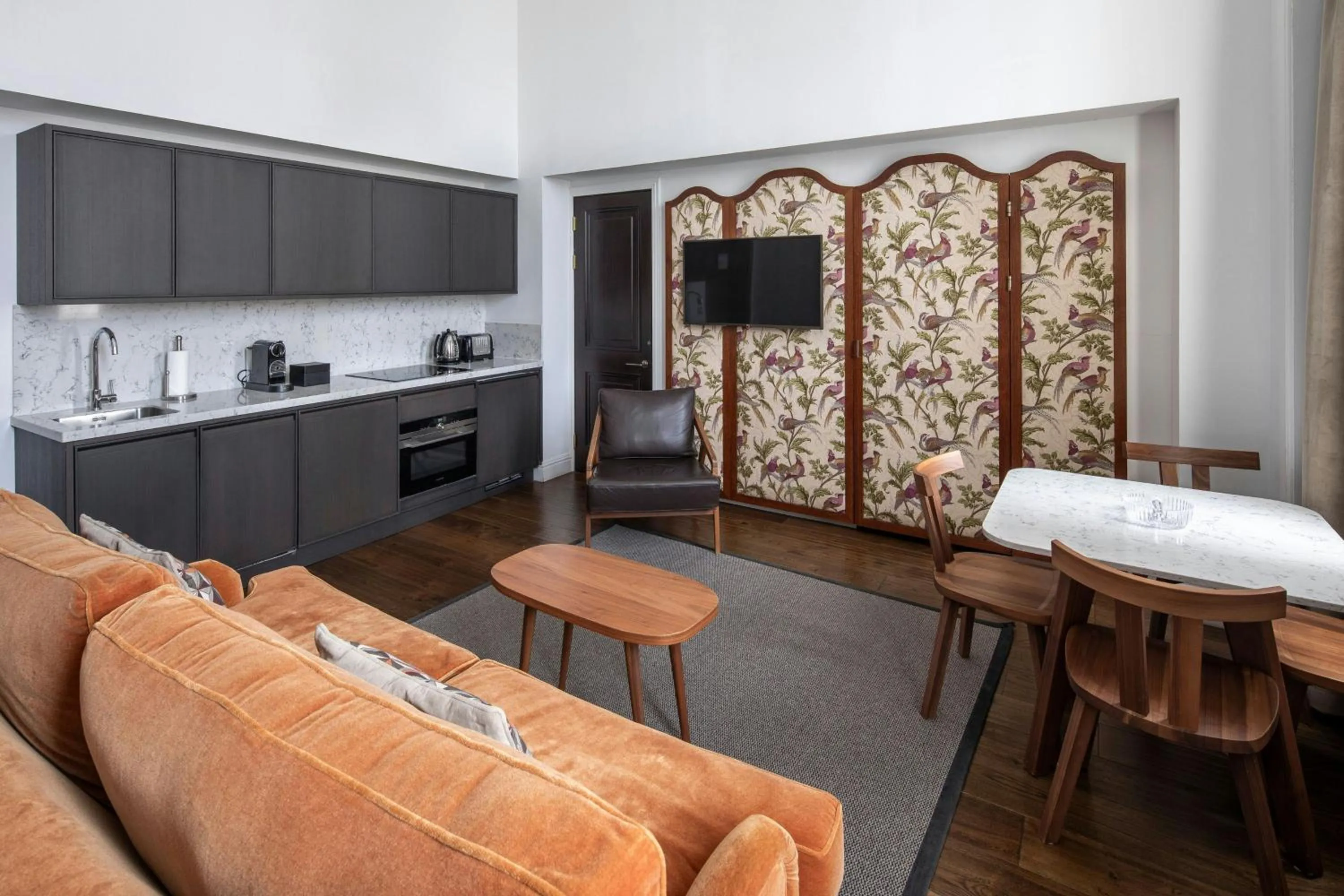 Bedroom in The Edinburgh Grand, a Luxury Collection Hotel, Edinburgh