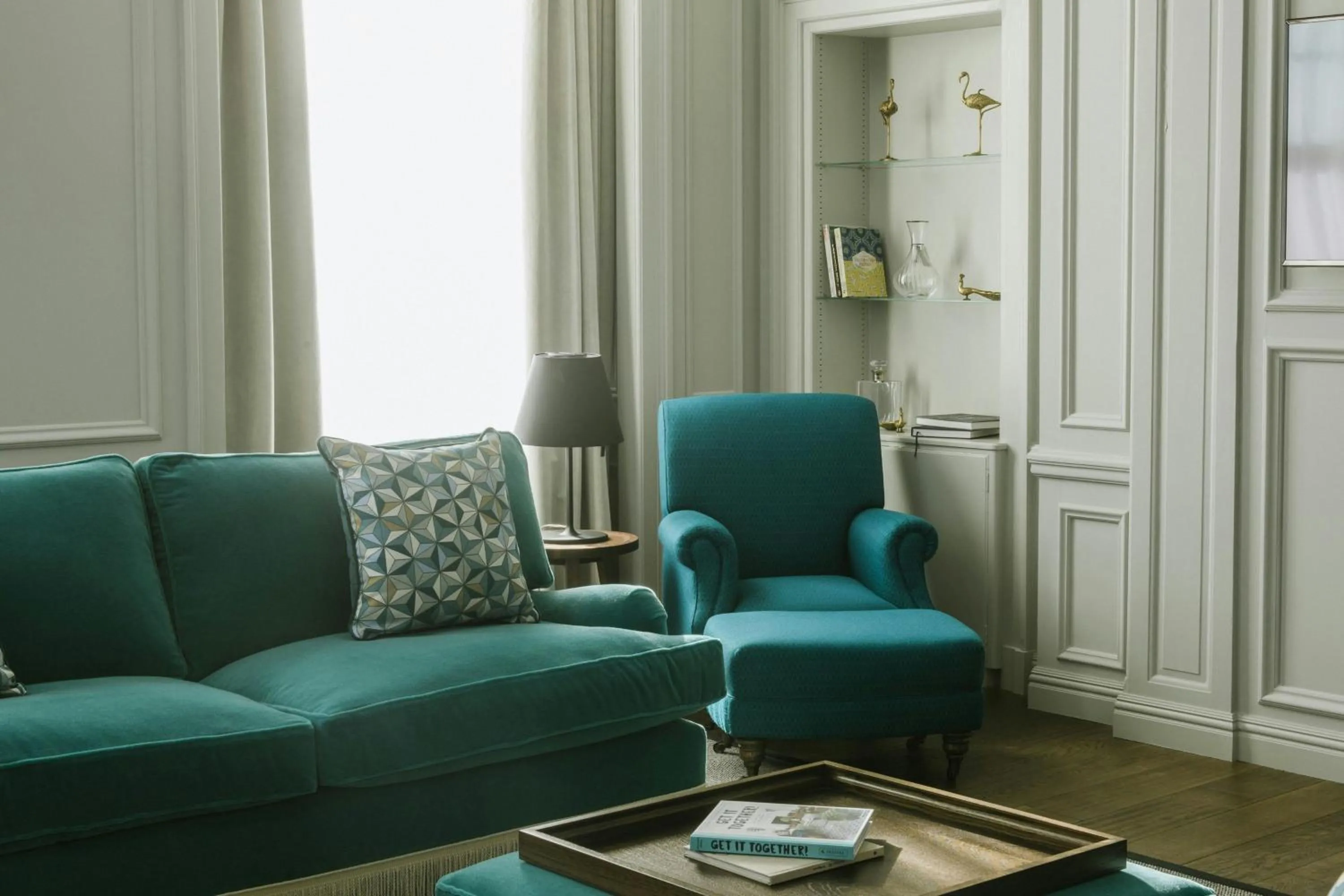 Lounge or bar in The Edinburgh Grand, a Luxury Collection Hotel, Edinburgh