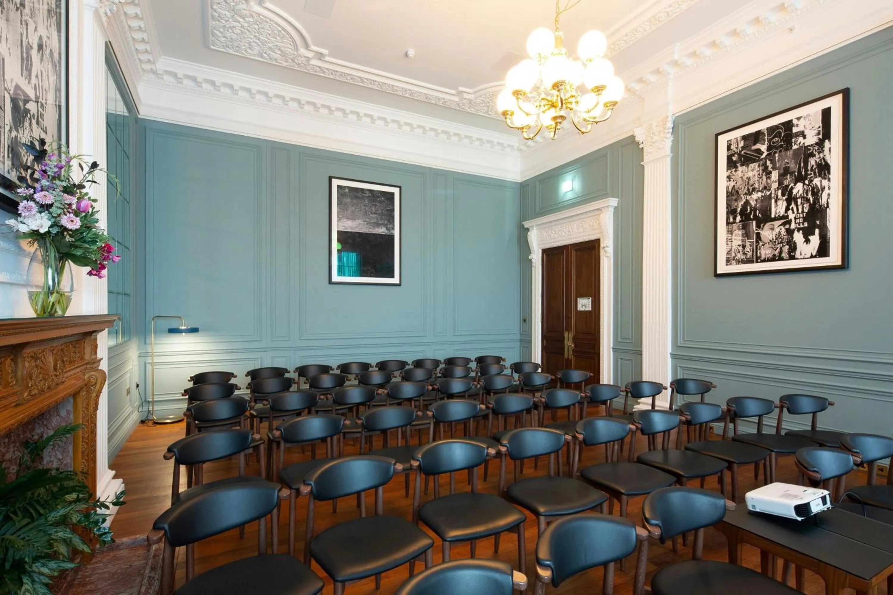 Entertainment in The Edinburgh Grand, a Luxury Collection Hotel, Edinburgh