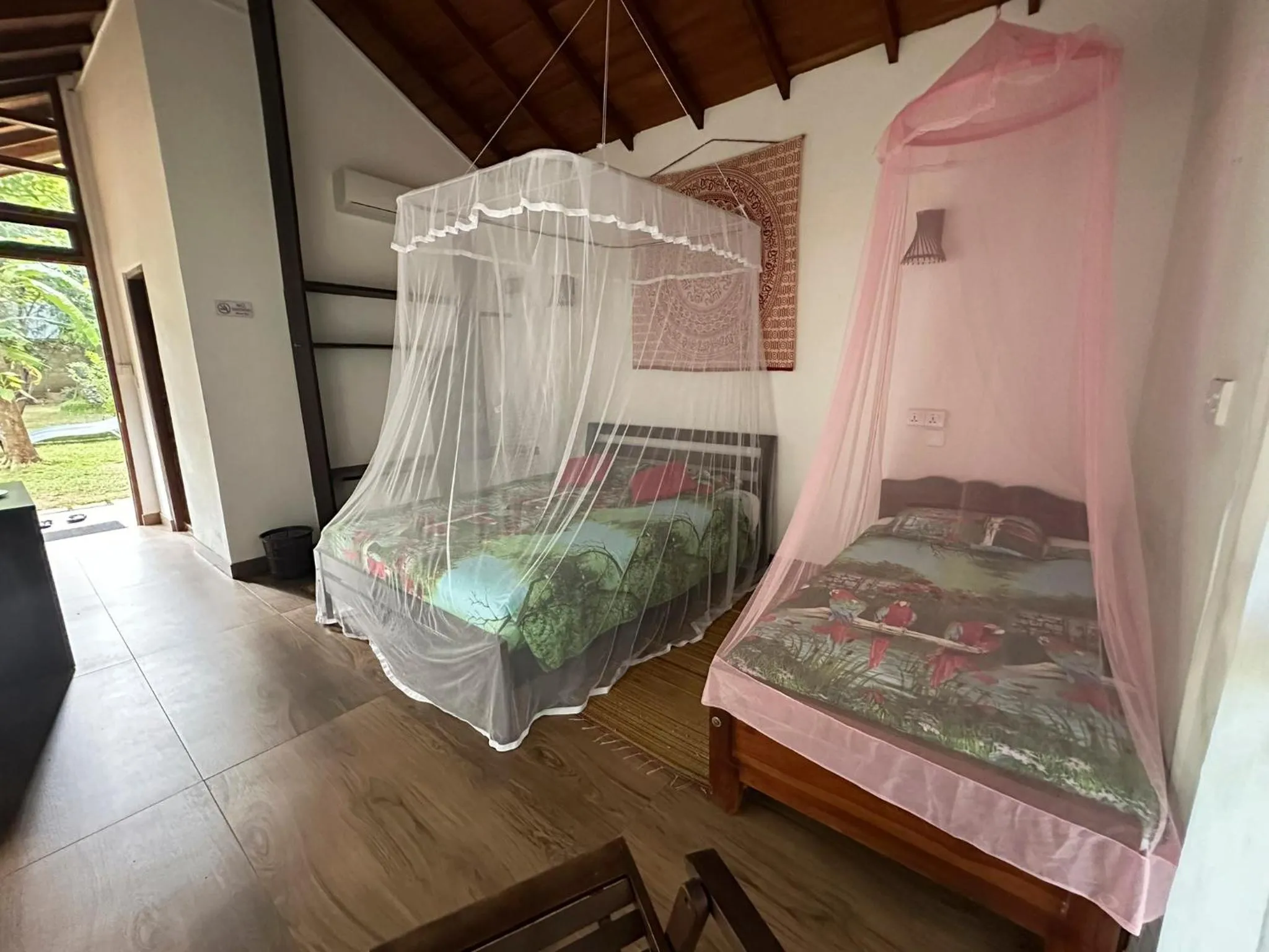 Bed in Sat Nam Village Hotel