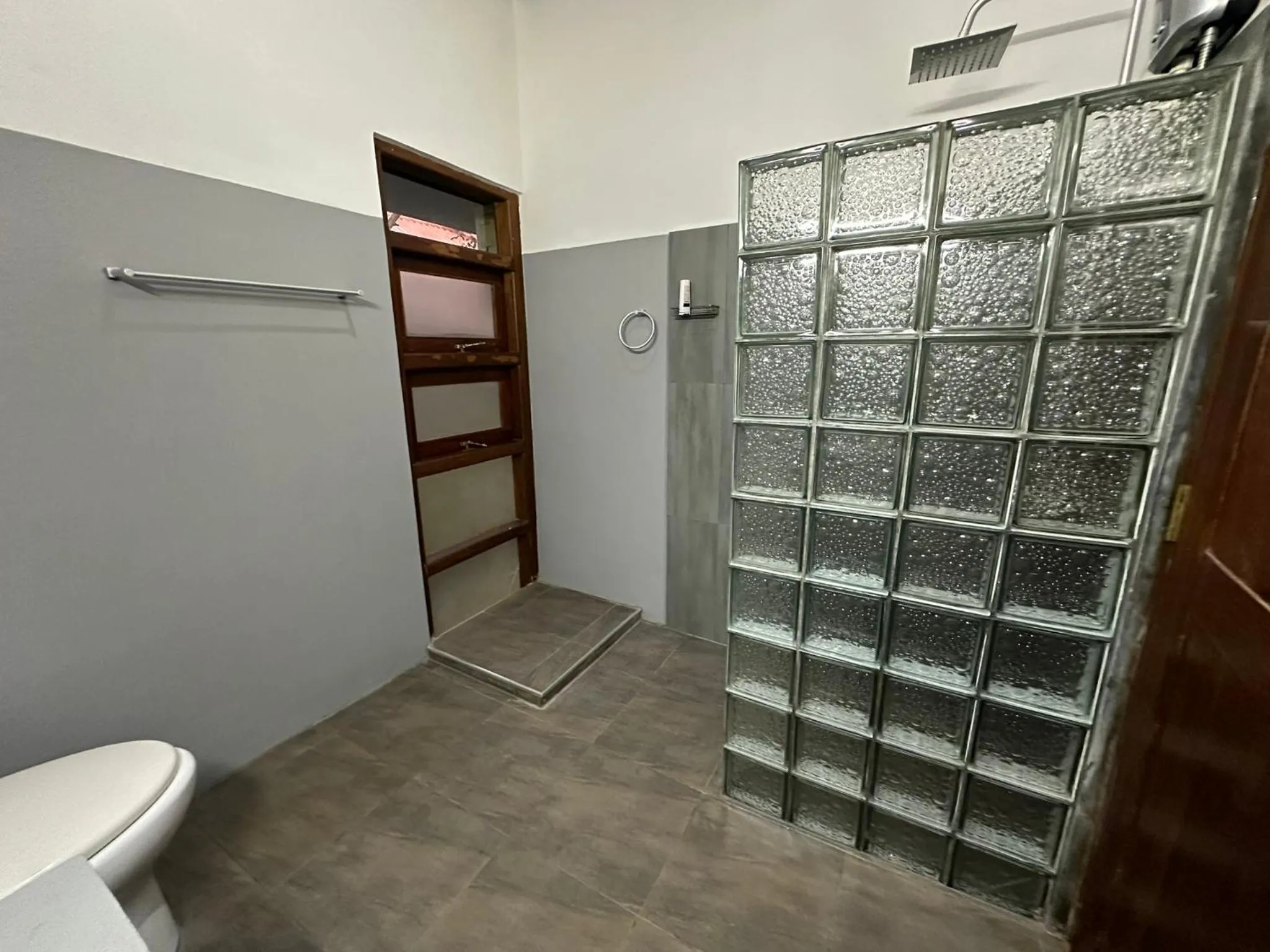 Shower in Sat Nam Village Hotel