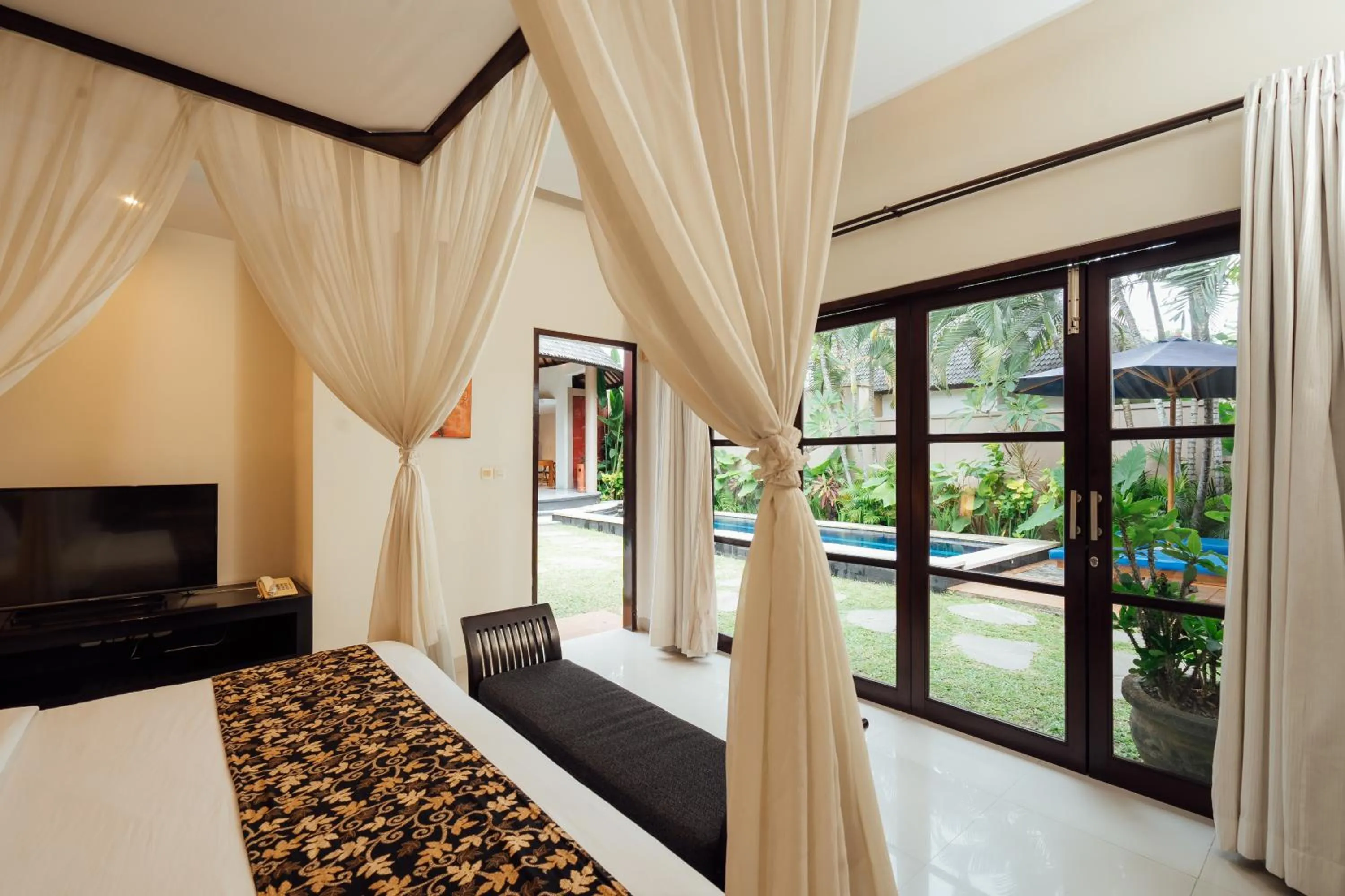 Bed in The Bidadari Villas and Spa Umalas - Seminyak