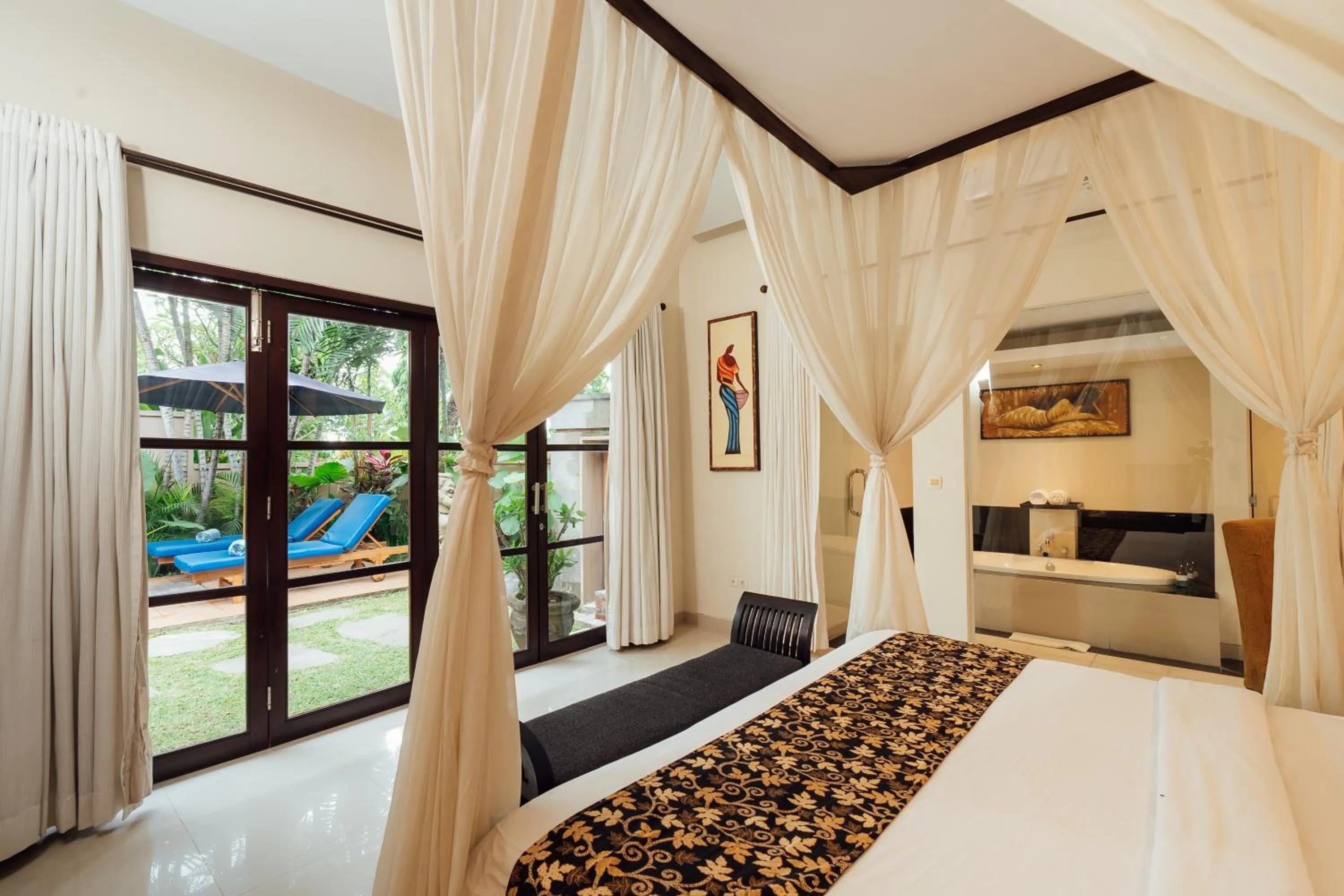 Bed in The Bidadari Villas and Spa Umalas - Seminyak