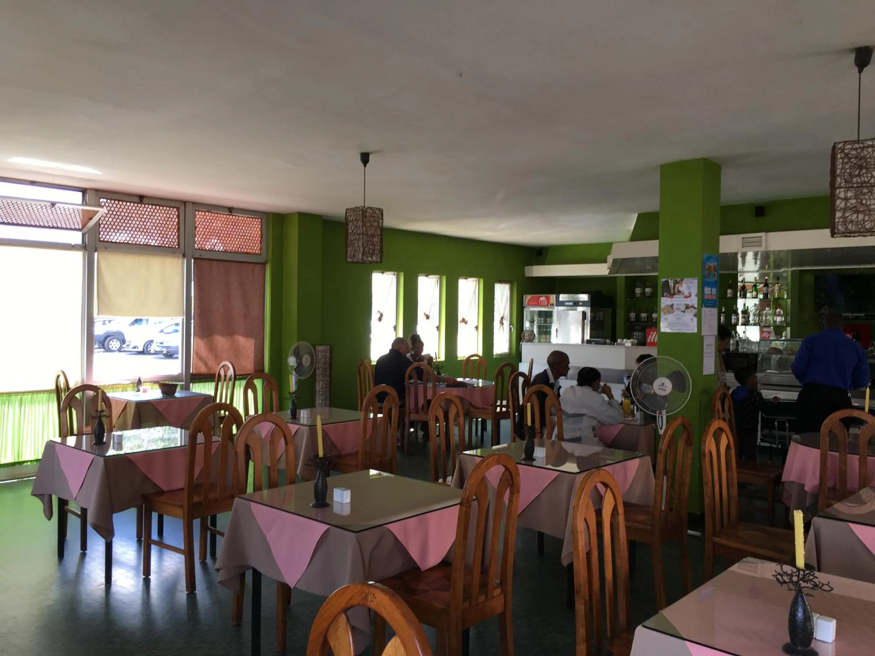 Restaurant/places to eat in Motel d'Antananarivo