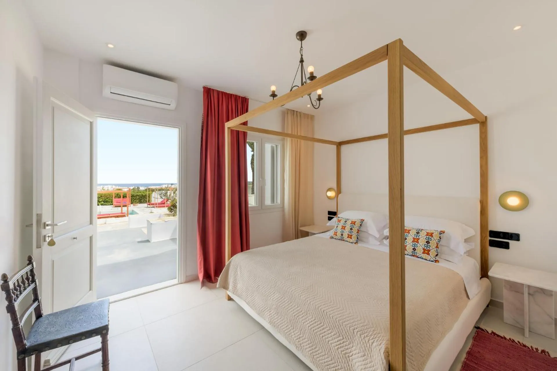 Property building, Bed in Kallisti Paros