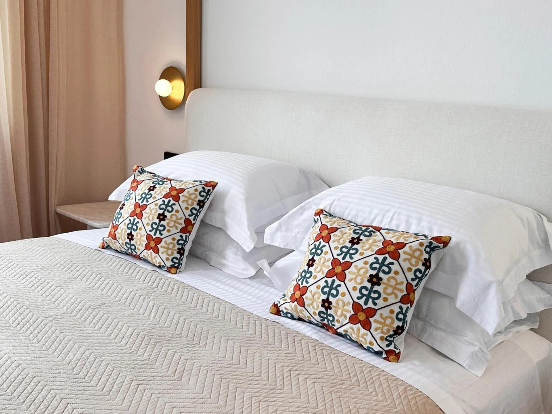 Property building, Bed in Kallisti Paros