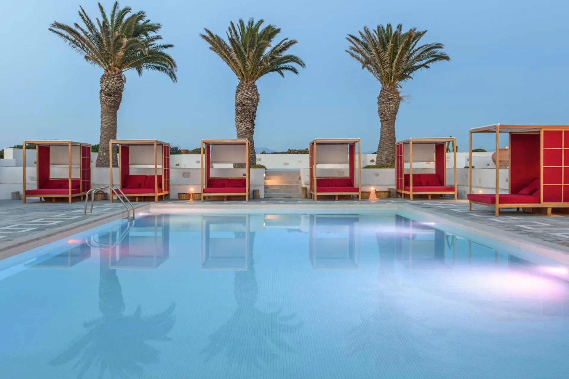 Swimming pool in Kallisti Paros