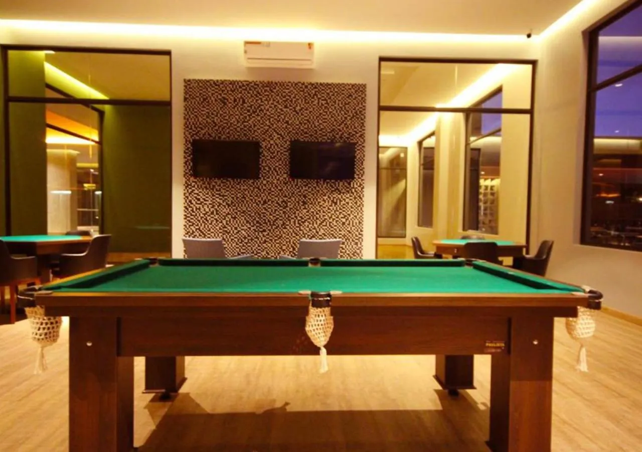 Billiard in Hot Beach Resort