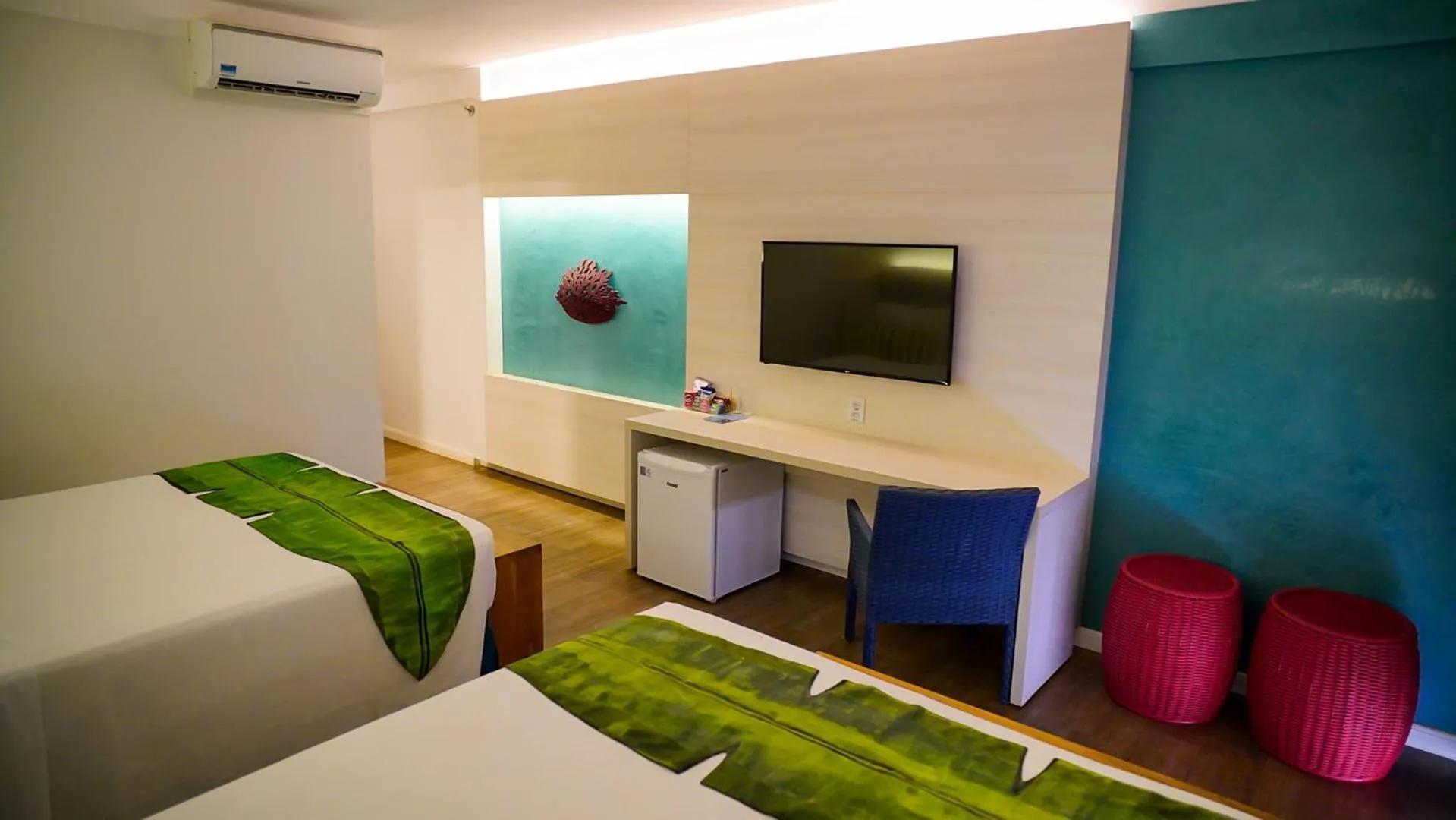 Bed in Hot Beach Resort