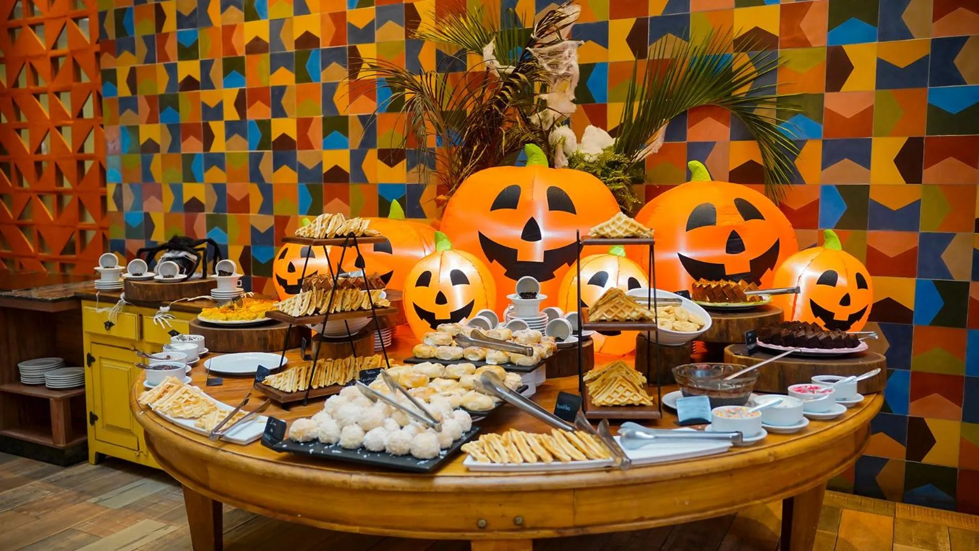 Food in Hot Beach Resort