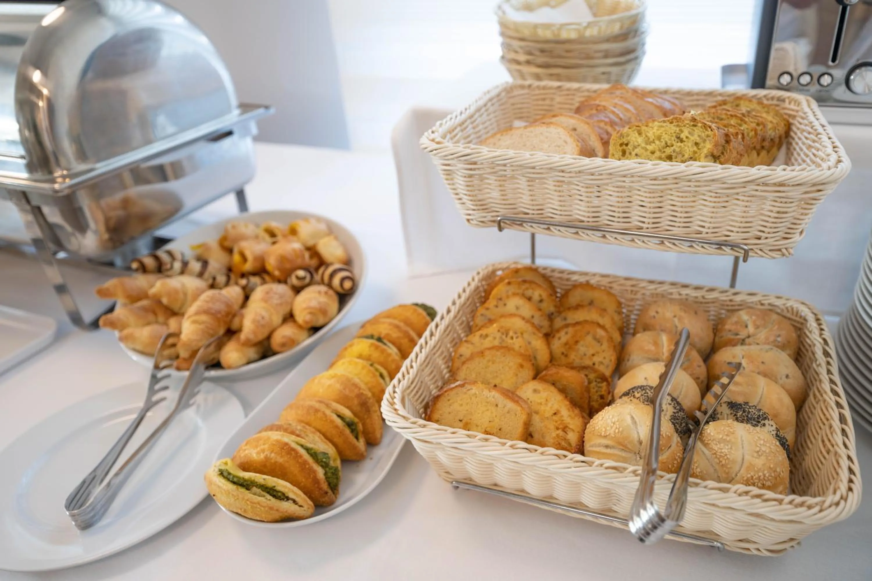 Restaurant/places to eat in Hotel Magdalena