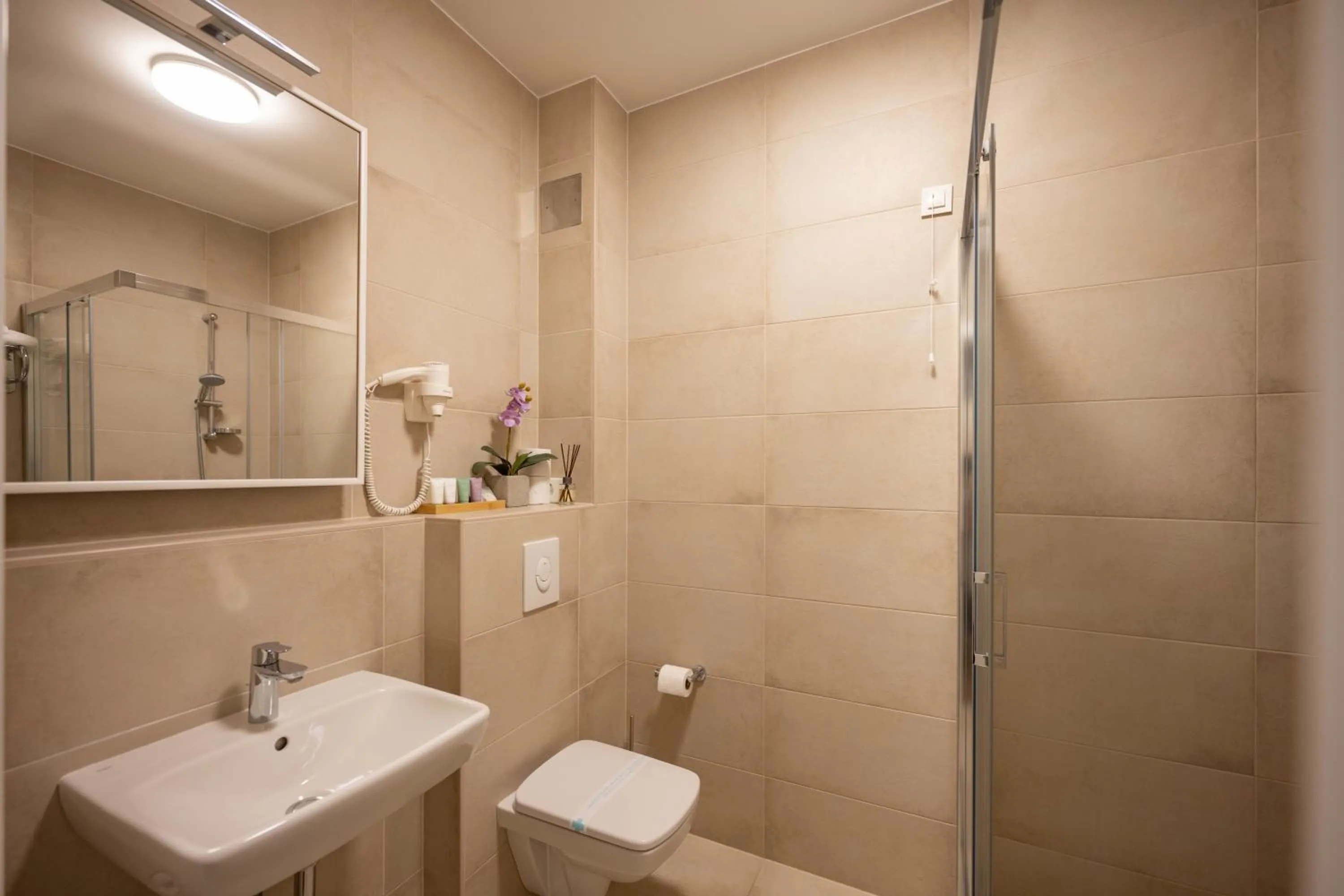 Toilet in Hotel Magdalena