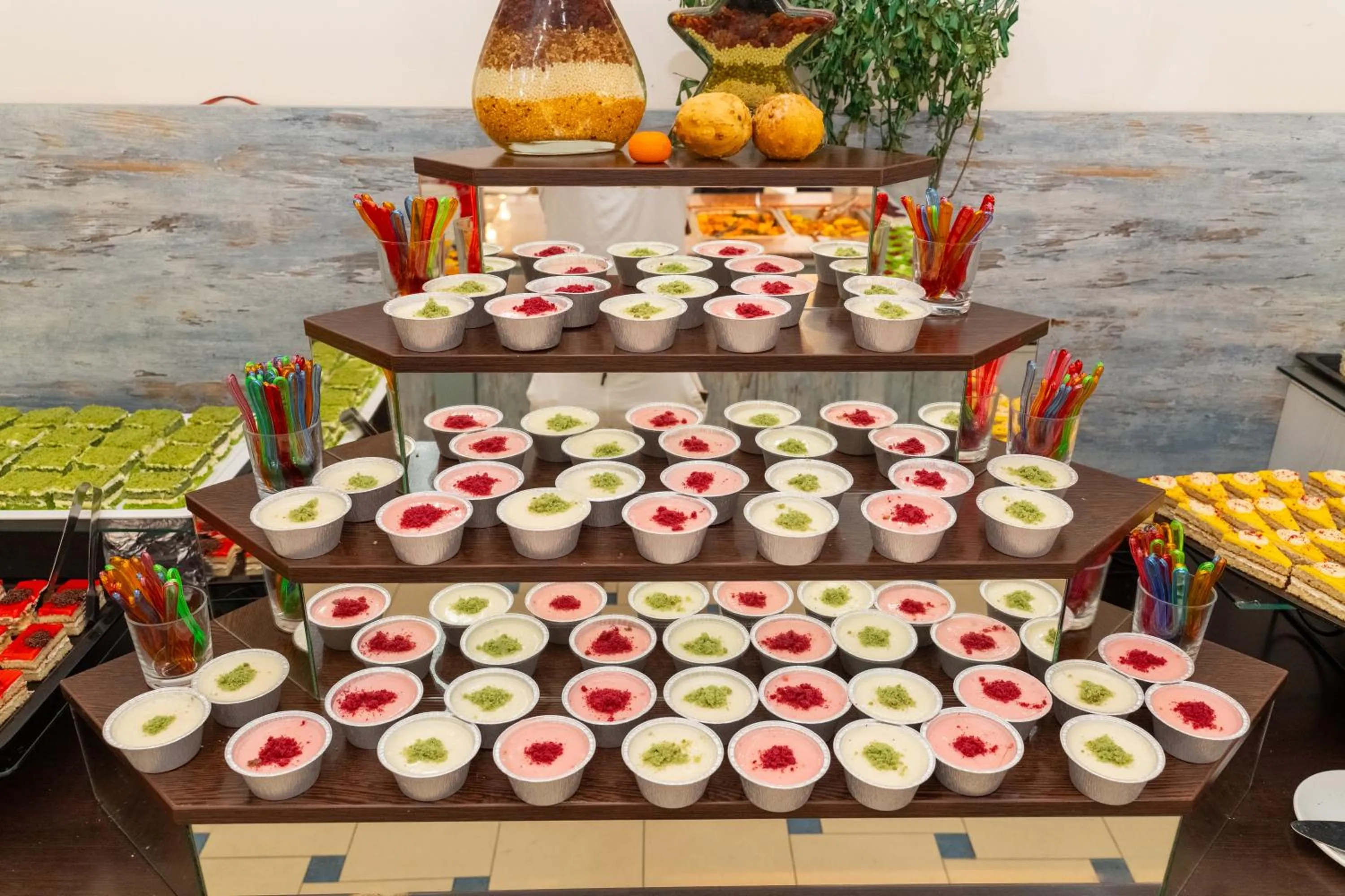 Food and drinks in MPM Astoria Hotel - Ultra All Inclusive