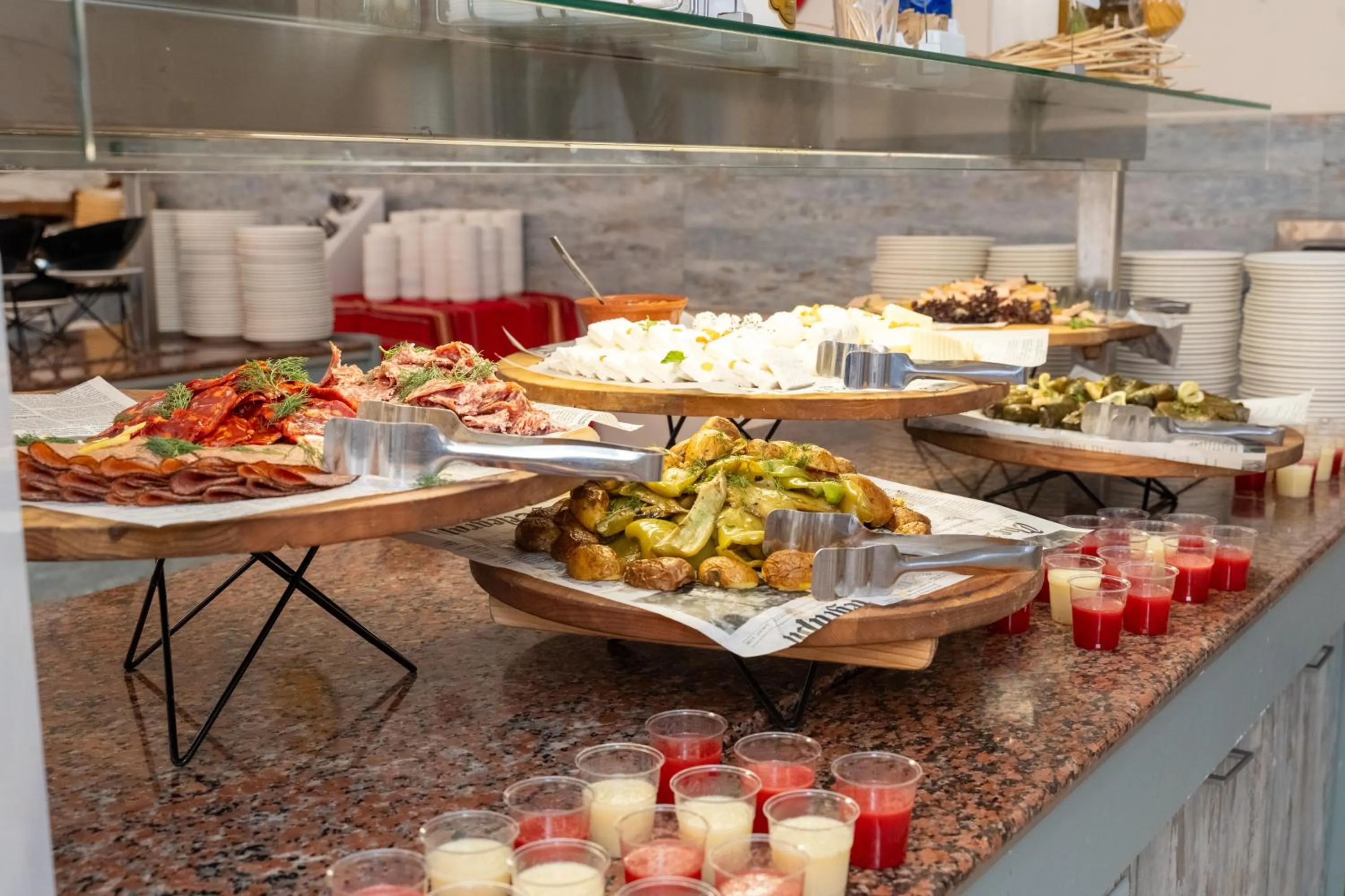 Dinner in MPM Astoria Hotel - Ultra All Inclusive