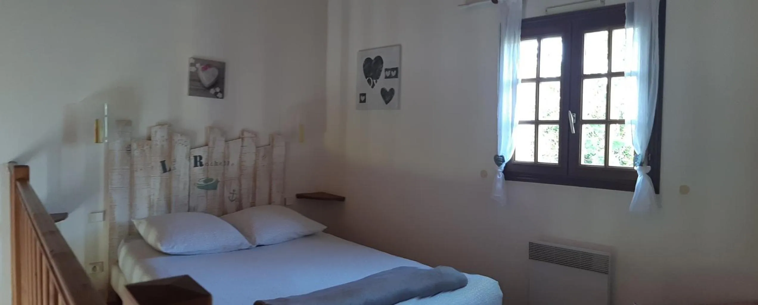 Bed in L'Abri d'Emilie