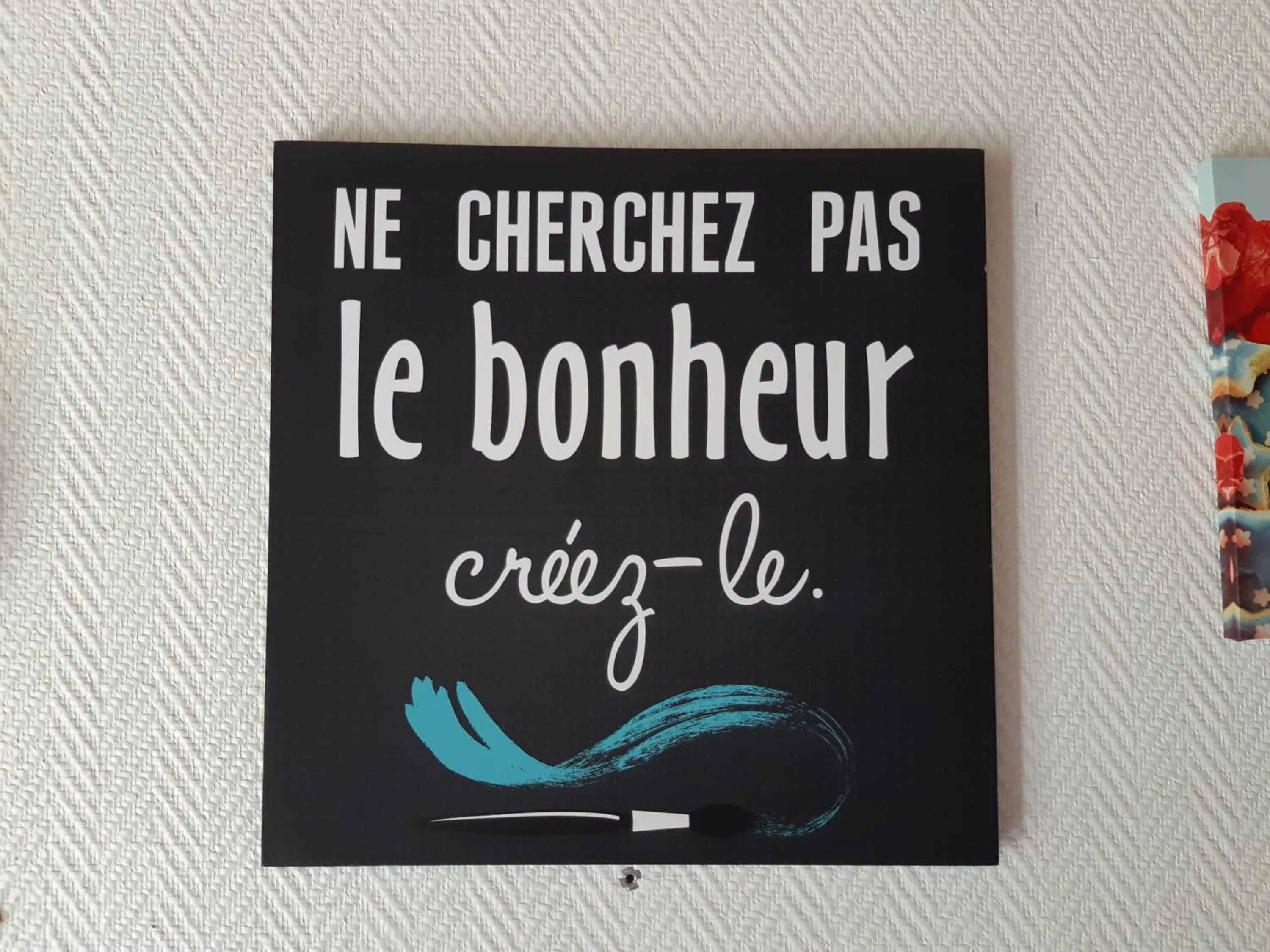 Decorative detail in L'Abri d'Emilie