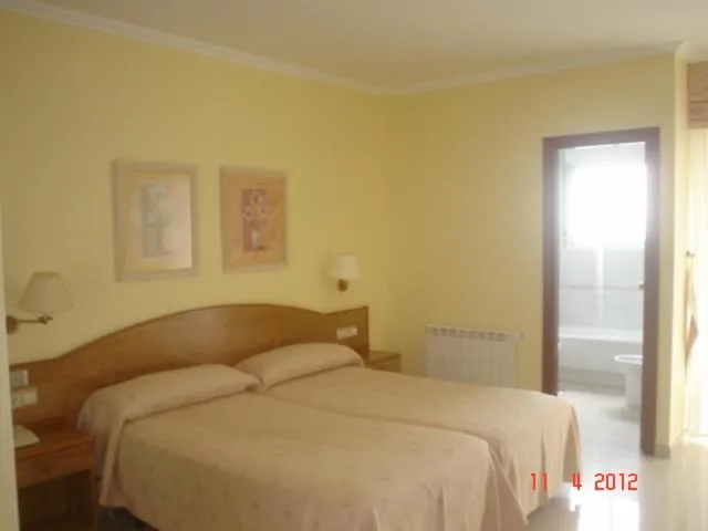 Bed in Hotel Piñeiro 2 Estrellas Superior