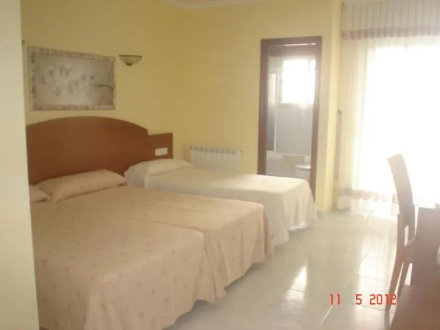 Bed in Hotel Piñeiro 2 Estrellas Superior