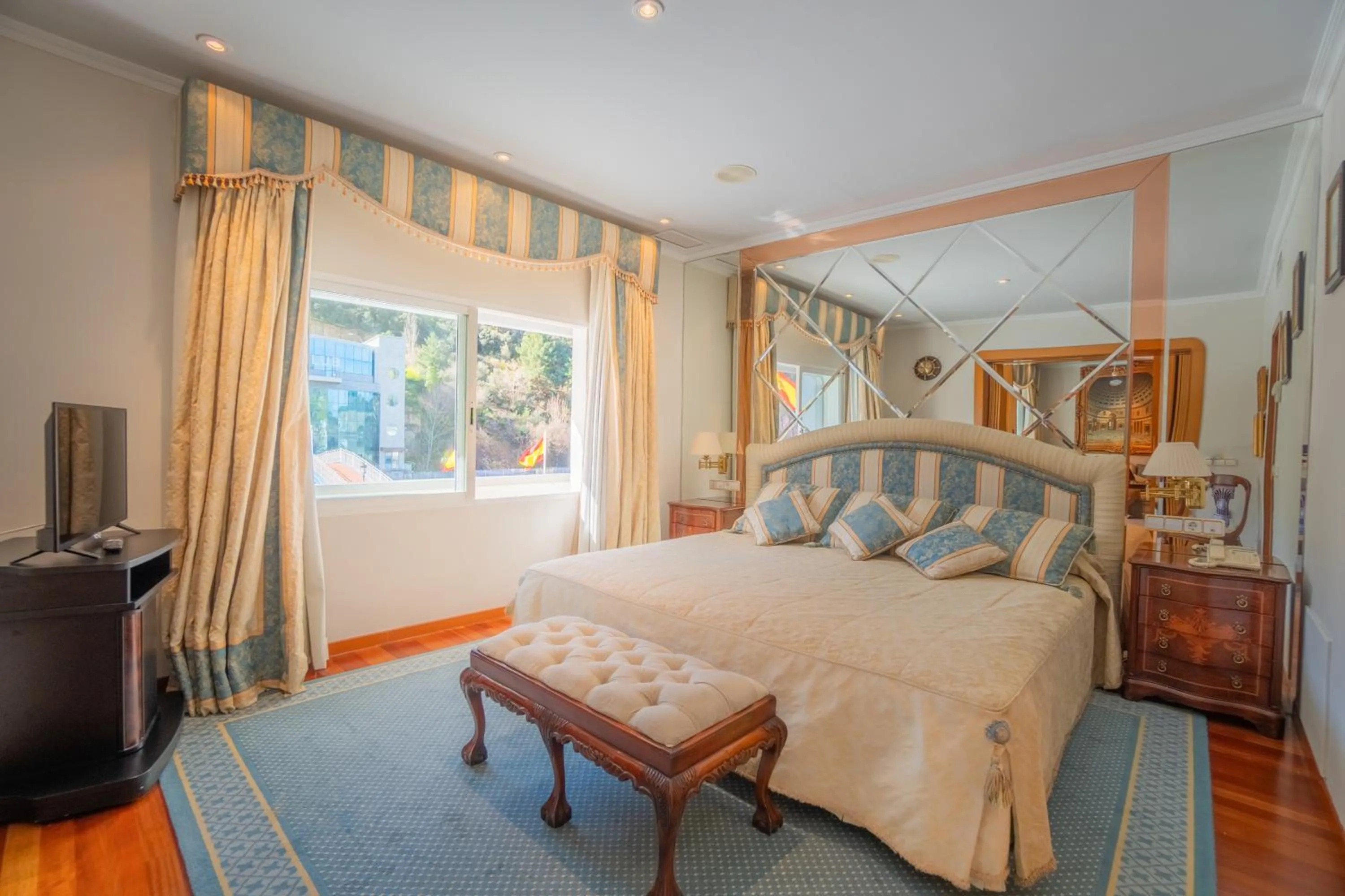 Photo of the whole room, Bed in Hotel Náyade