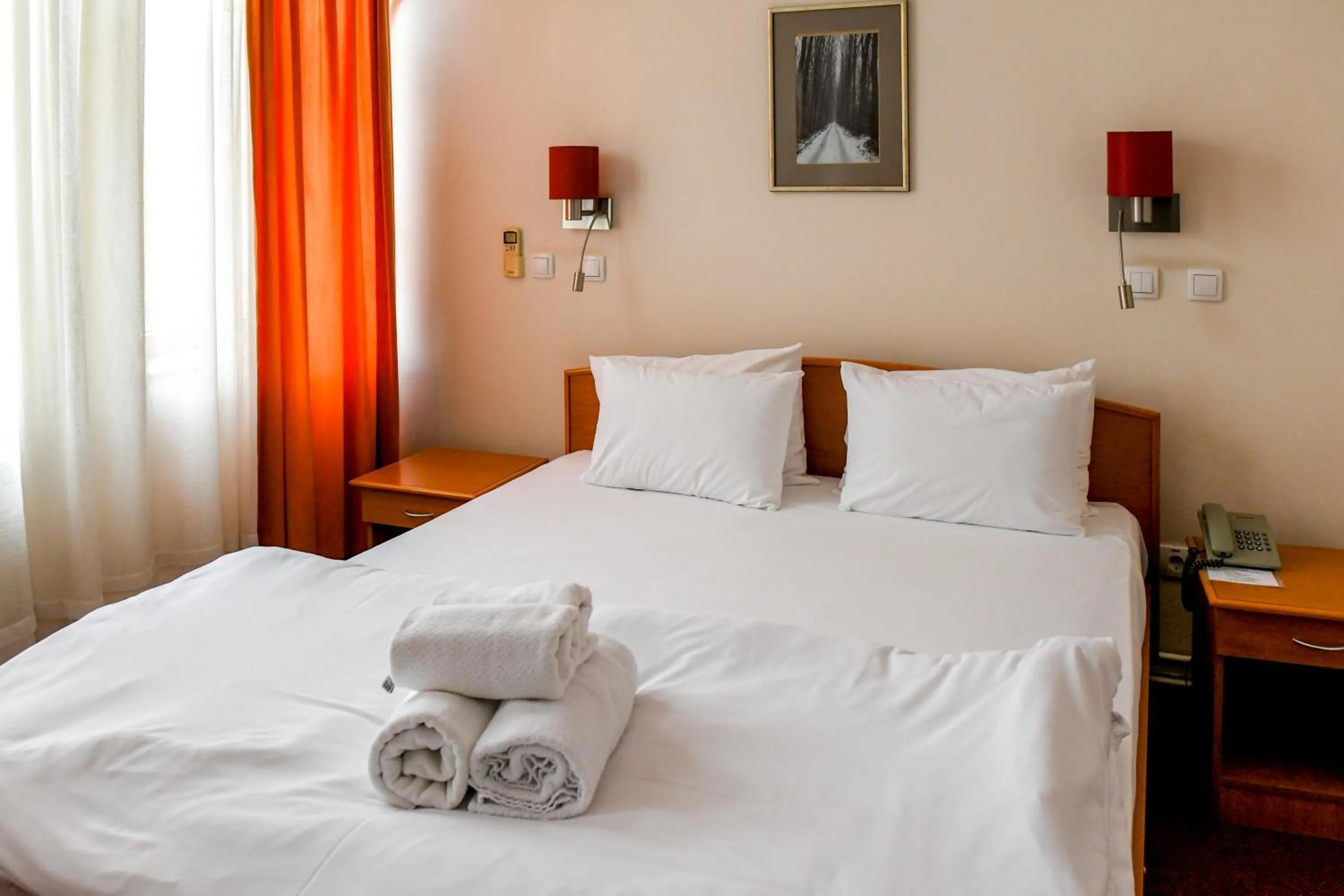 Bed in Hotel Fontana