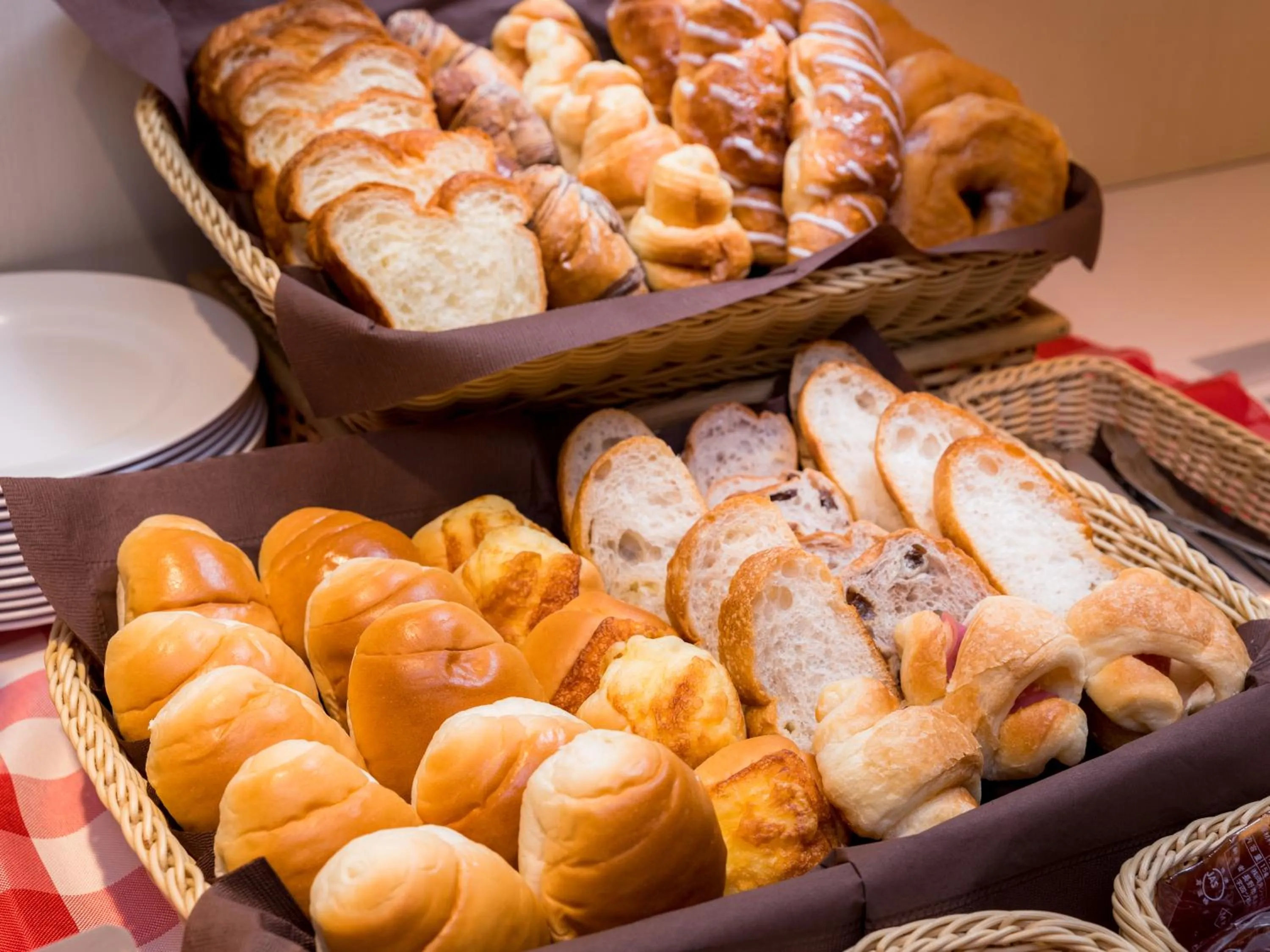 Buffet breakfast in Super Hotel Takamatsu Tamachi