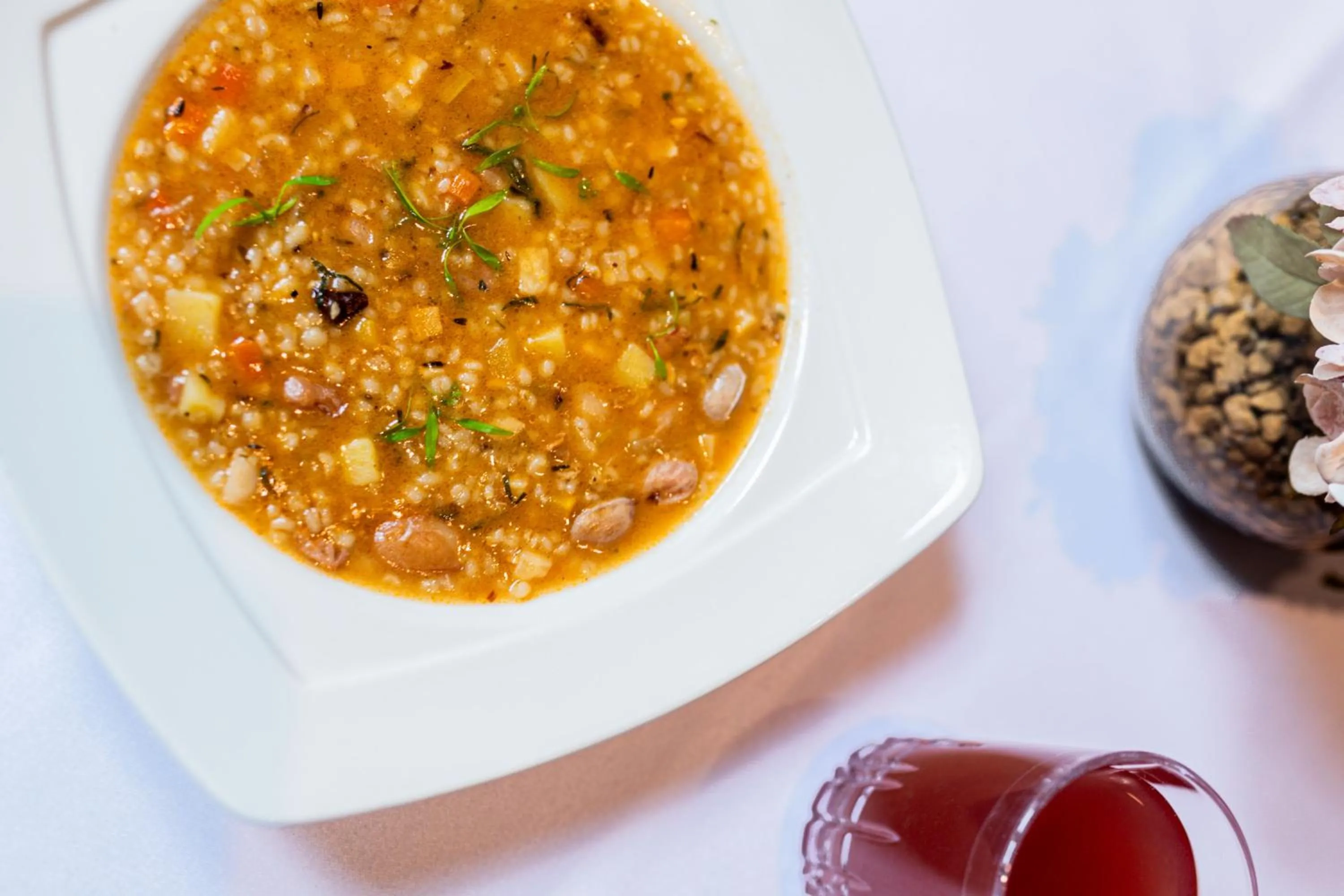 Food and drinks in Hotel Mrak