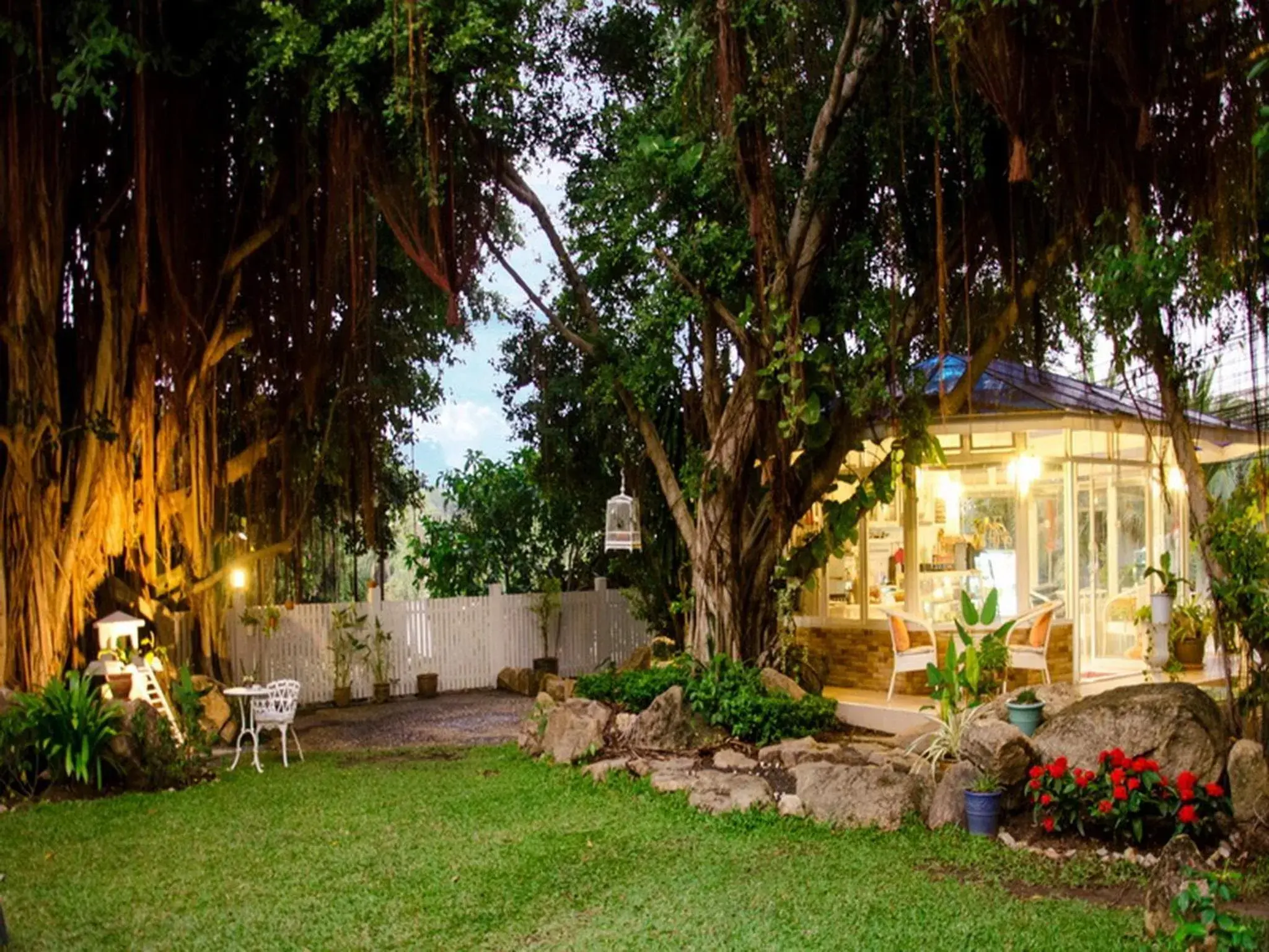 Garden in Banyan House Samui bed and breakfast (Adult Only) Garden in Banyan House Samui bed and breakfast (Adult Only)