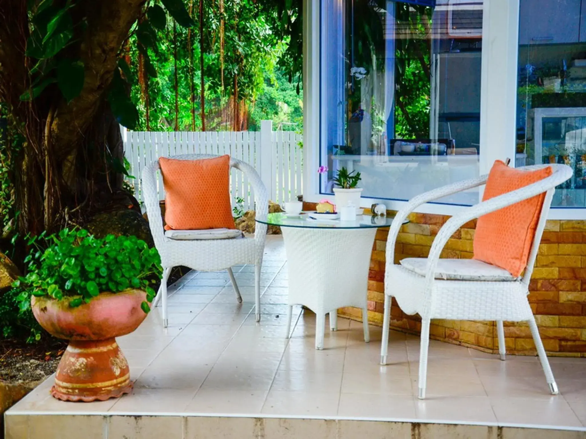 Restaurant/places to eat in Banyan House Samui bed and breakfast (Adult Only) Restaurant/places to eat in Banyan House Samui bed and breakfast (Adult Only)