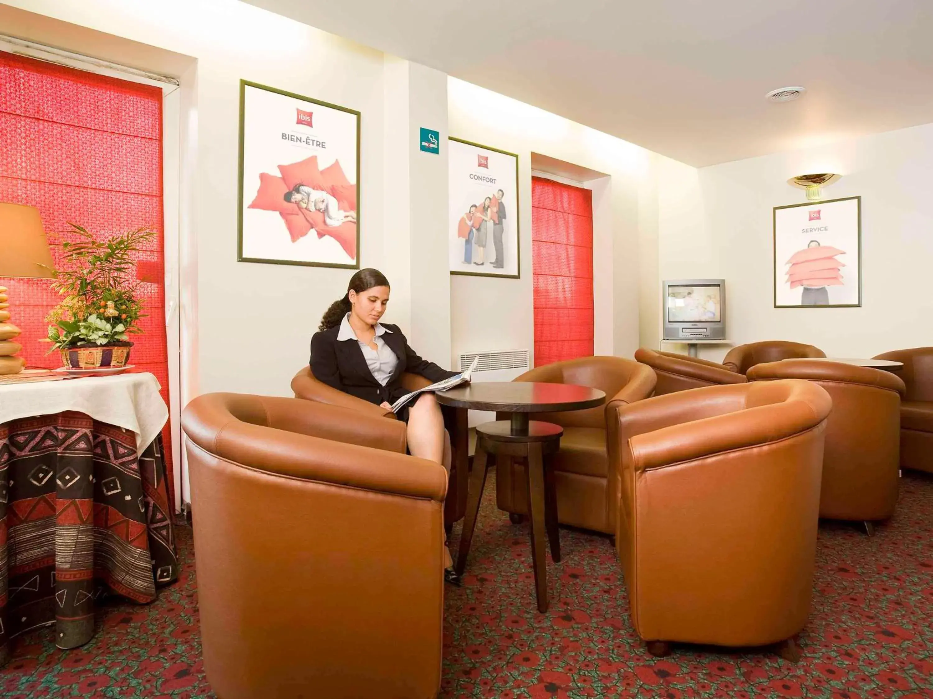 Property building in ibis Paris Le Bourget Property building in ibis Paris Le Bourget