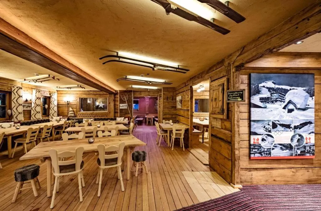 Restaurant/places to eat in Auenhütte